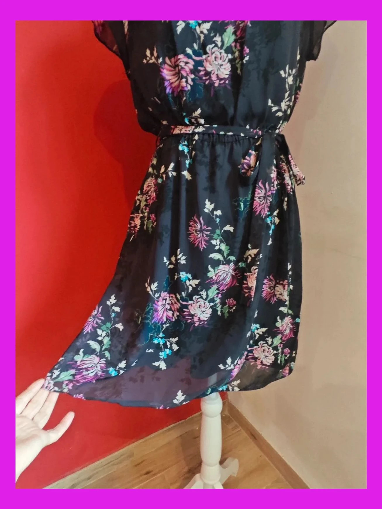 🌺 Vestido de gasa negra con estampado floral – F&F – taille XL / 42 / 14 5