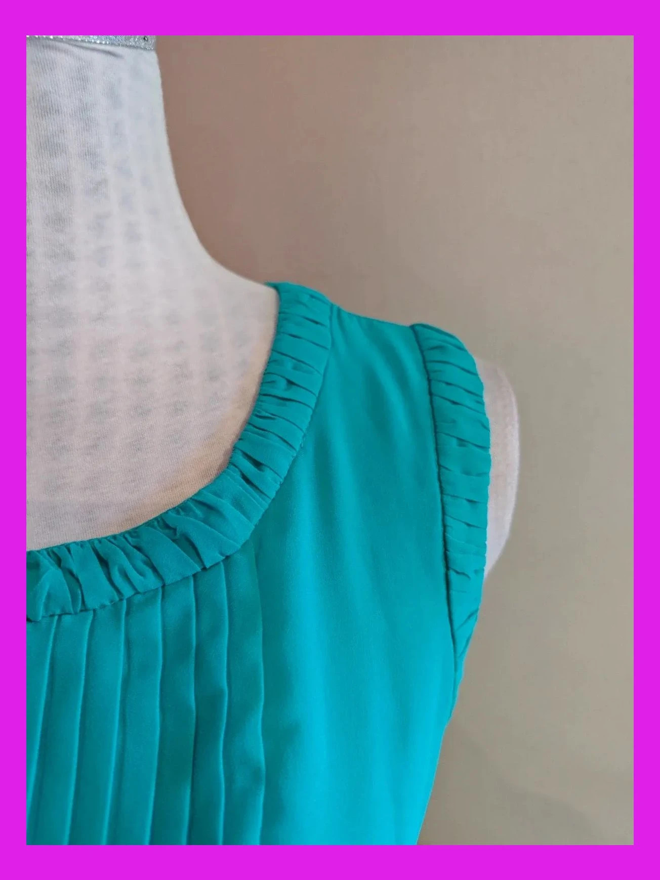 🌺Blusa azul turquesa con tela plisada delante y lisa detrás – Sfera – taille L / 40 / 12 5