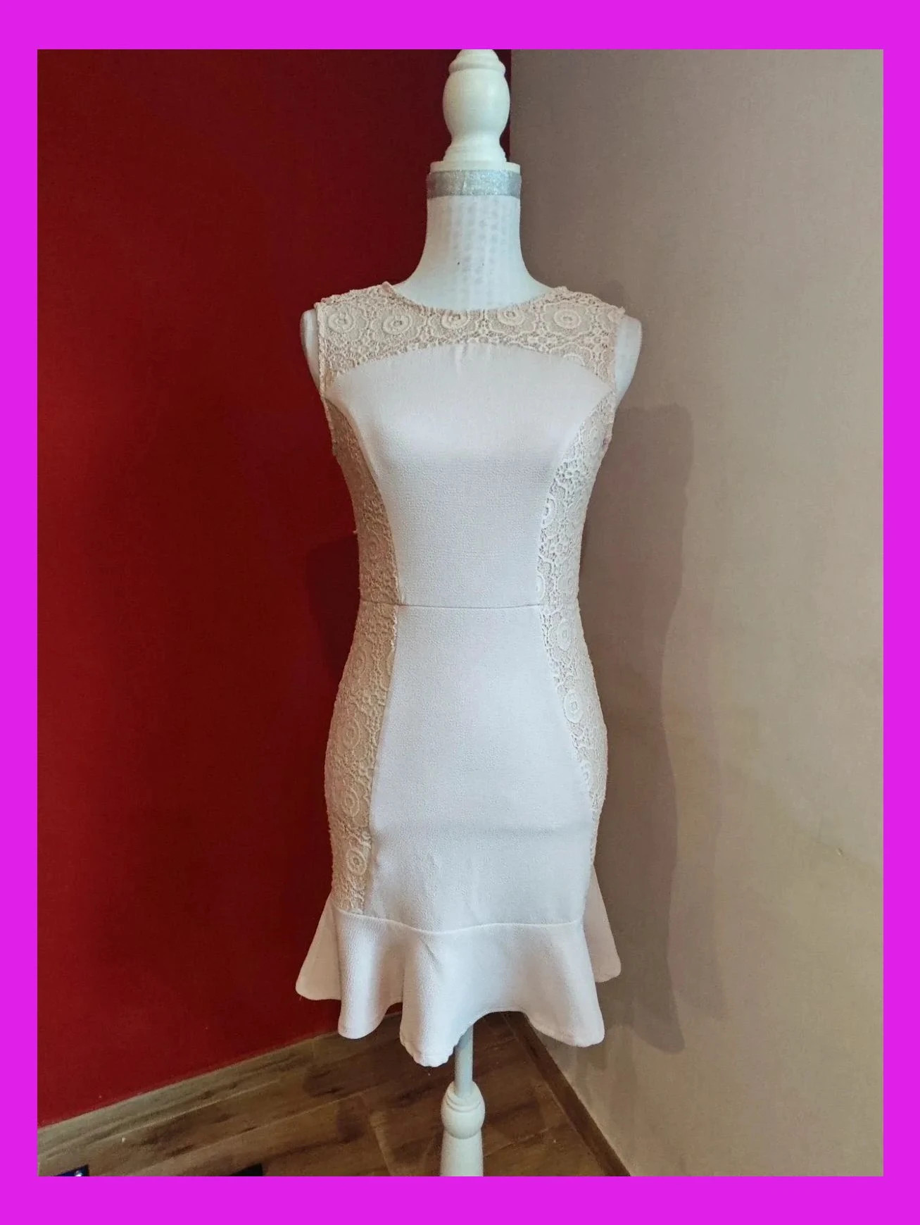 🌺Estiloso vestido de coctel tono rosa clarito con blonda en laterales y parte superior – Cayro – taille S / 36 / 8 2