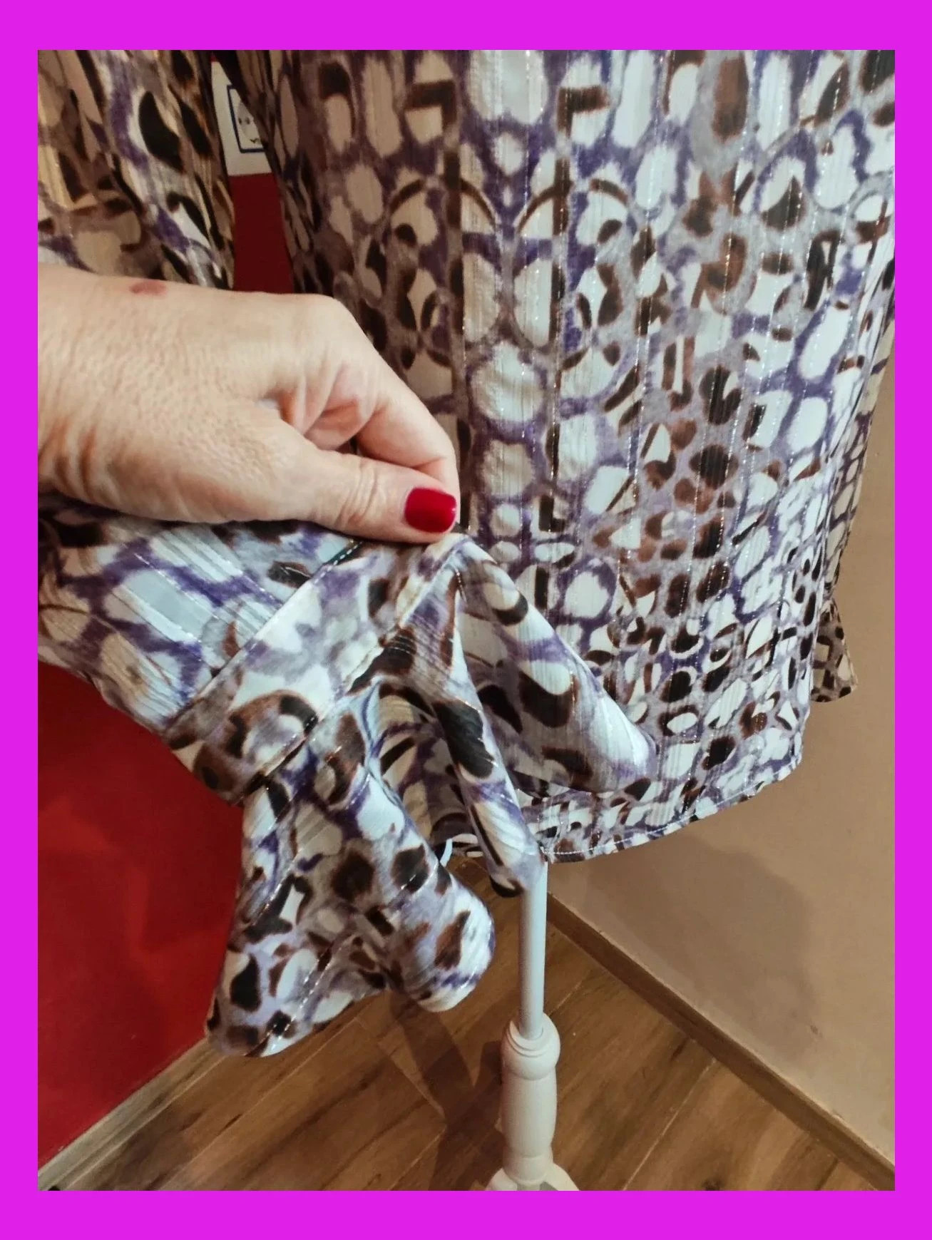 🌺Bonita blusa de gasa tonos malva, beige y marrón con hilos dorados, de Yera – Yera – taille XXL / 44 / 16 5