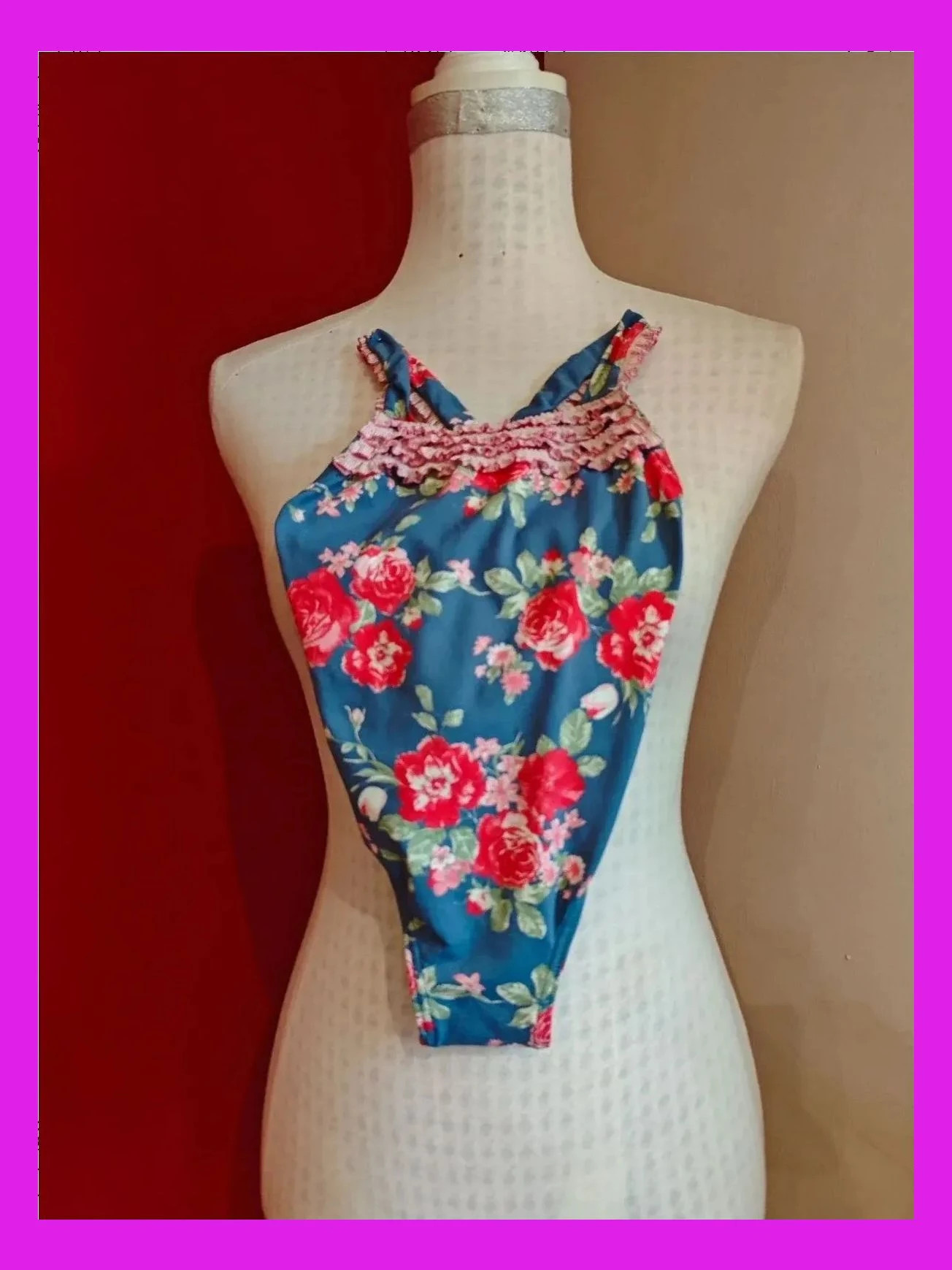🌺 Precioso bañador azul con estampado floral y volantitos en escote y tirantes – Vintage Dressing – taille 18-24 mois / 86 cm