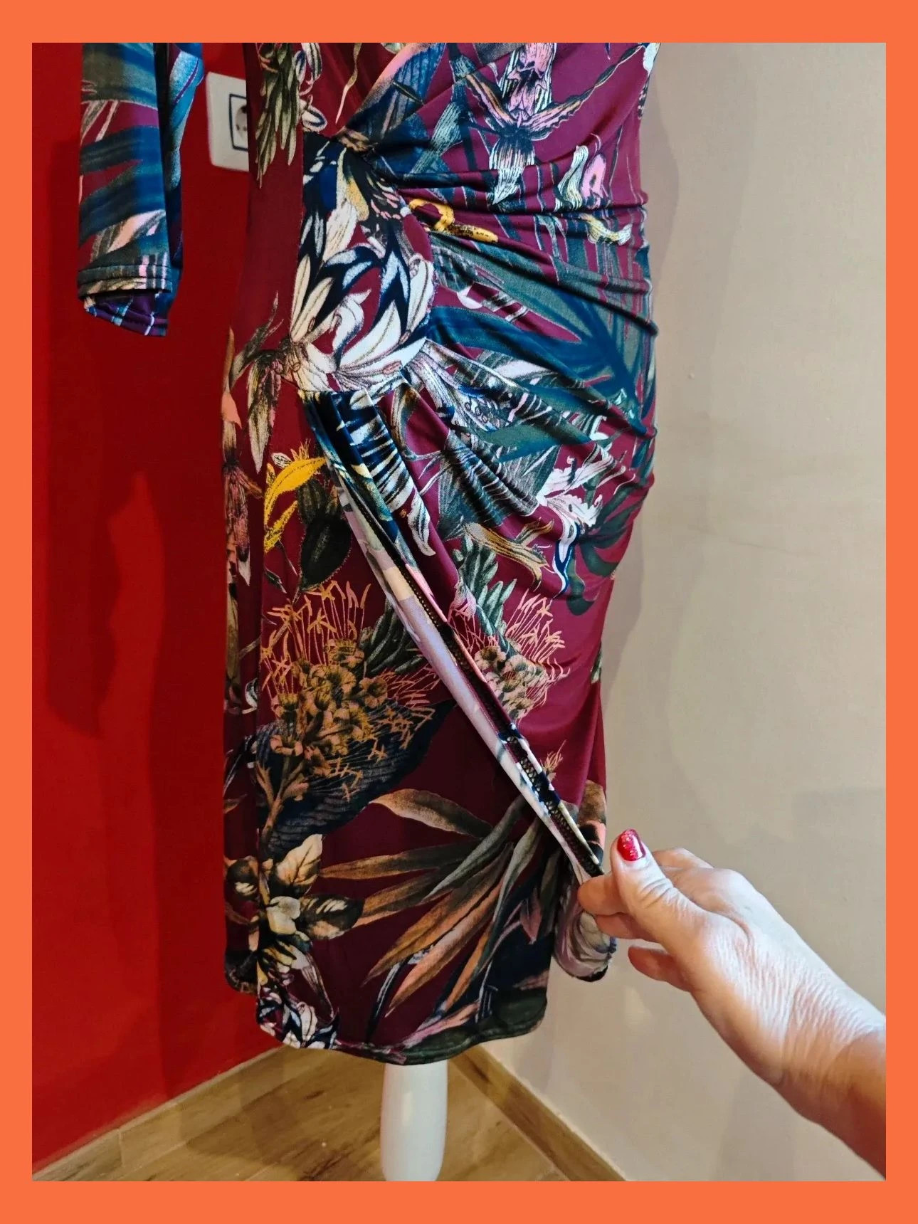 🌺 Vestido granate con estampado tonos otoñales, cruzado delante – Vintage Boutique – taille M / 38 / 10 5