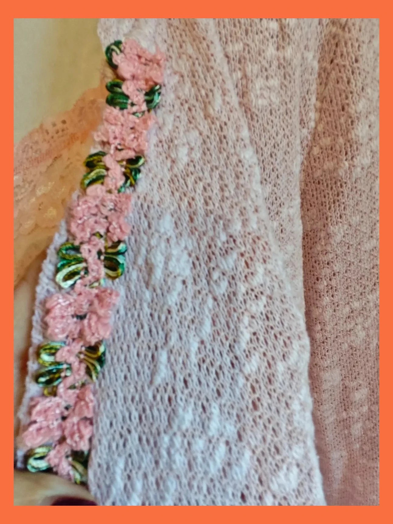 🌺Original chaqueta de punto de algodón rosa jaspeado con pasamanería bordada – Colours of the World – taille 4XL / 48 / 20 5