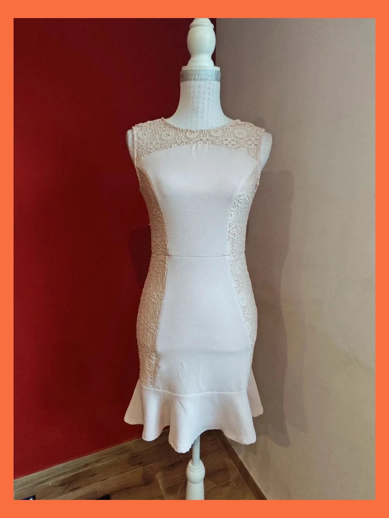 🌺Estiloso vestido de coctel tono rosa clarito con blonda en laterales y parte superior – Cayro – taille S / 36 / 8 2