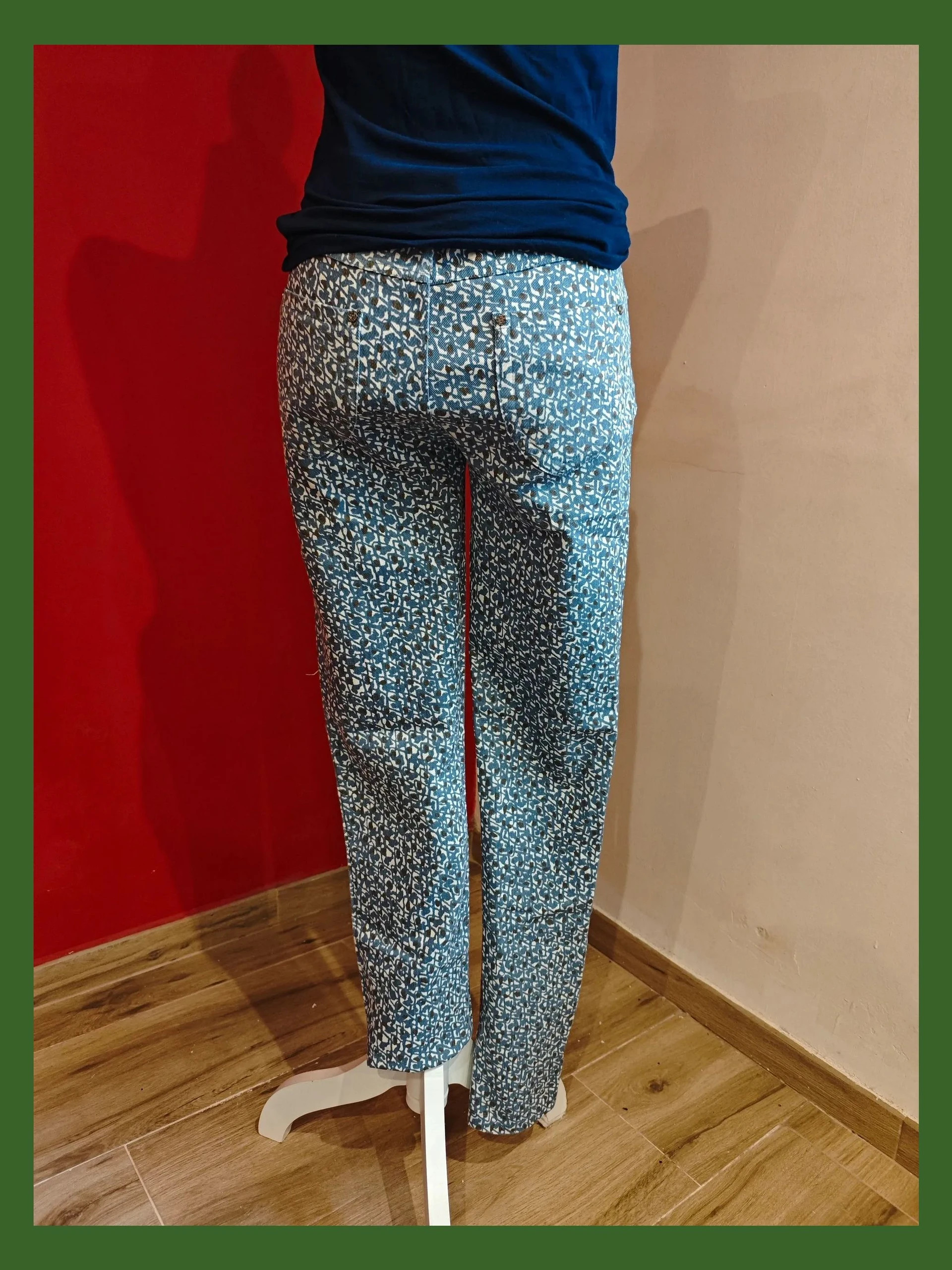 🌺 Pantalón pitillo de algodón elástico tonos azul, blanco y marrón, talla L – Miss Lady – taille L / 40 / 12 4