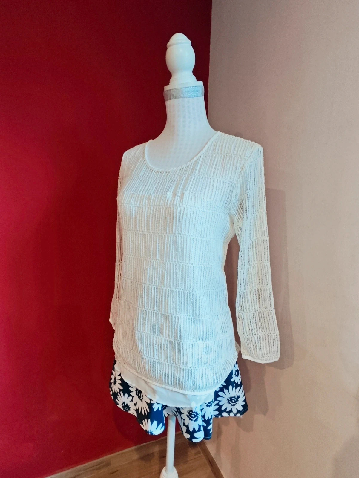 🌺 Bonita blusa de ganchillo calado tejido texturizado con forro que sobresale abajo – Local – taille XL / 42 / 14 2