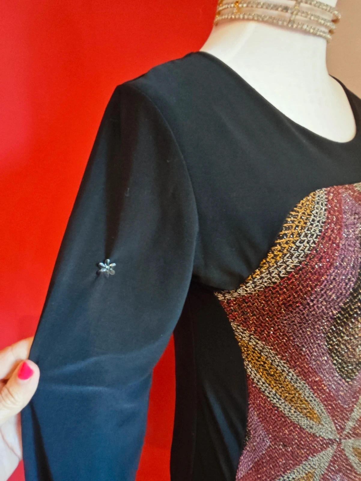 🌺Vestido negro con estampado con brillos de varios tonos en la parte delantera – Festa – taille M / 38 / 10 5