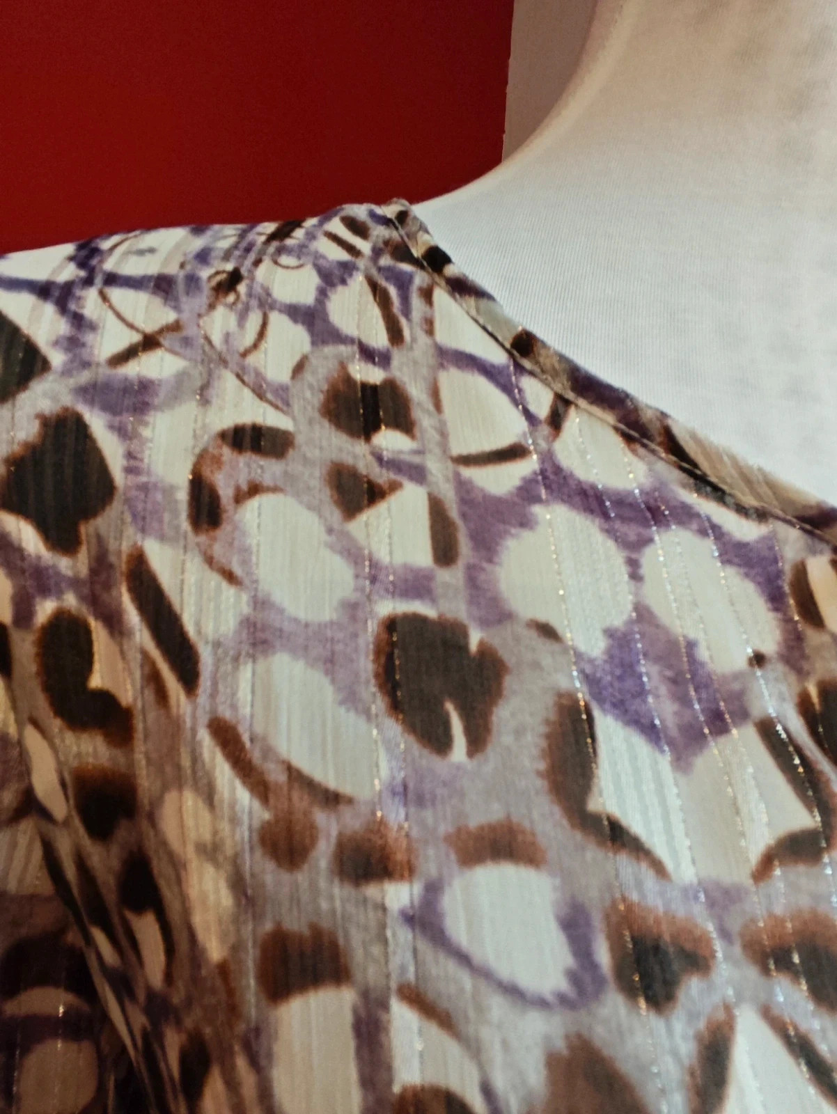 🌺Bonita blusa de gasa tonos malva, beige y marrón con hilos dorados, de Yera – Yera – taille XXL / 44 / 16 4