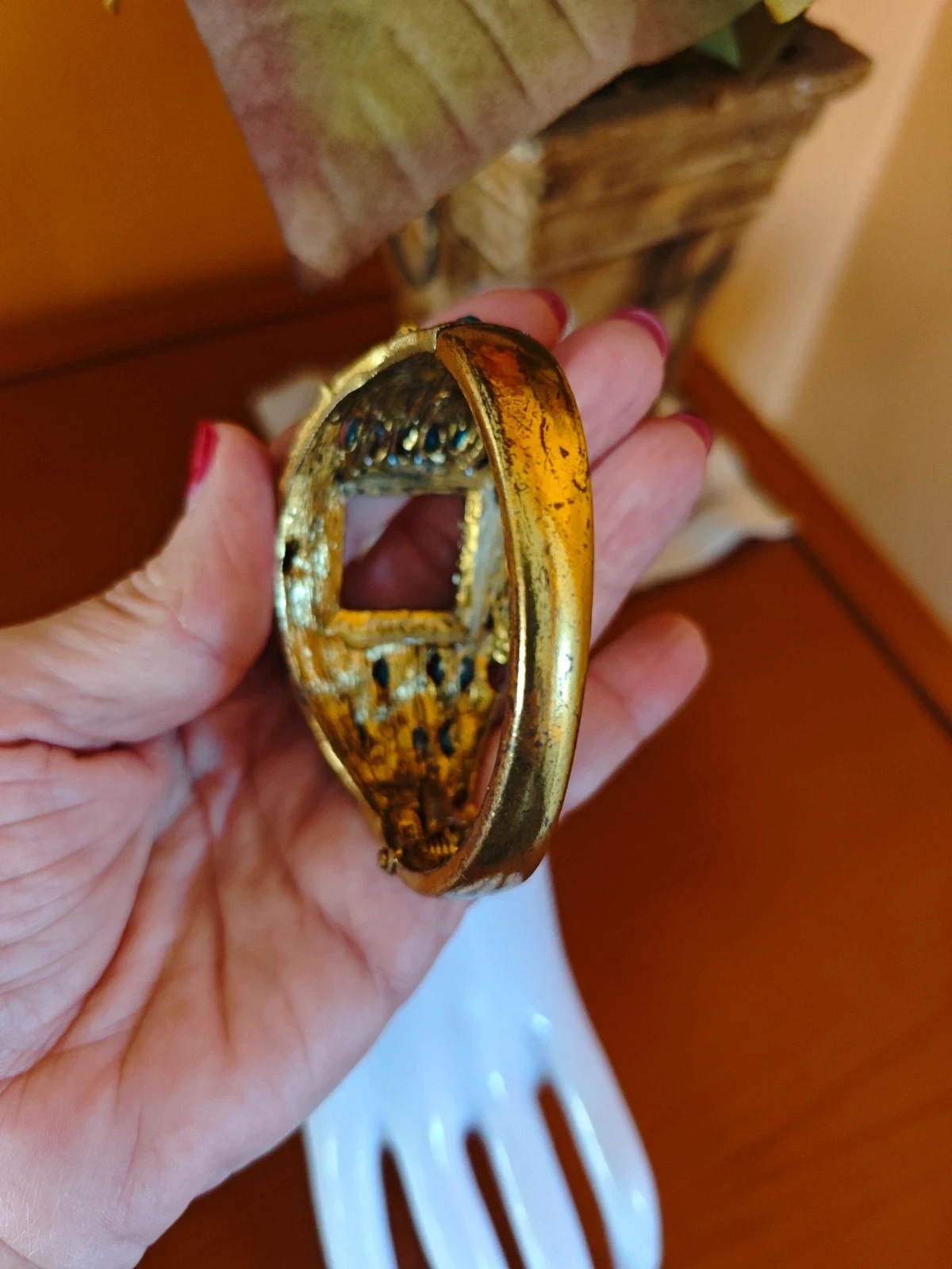 🌺Pulsera vintage dorado envejecido con abalorios azul turquesa. Cierre de clip 5