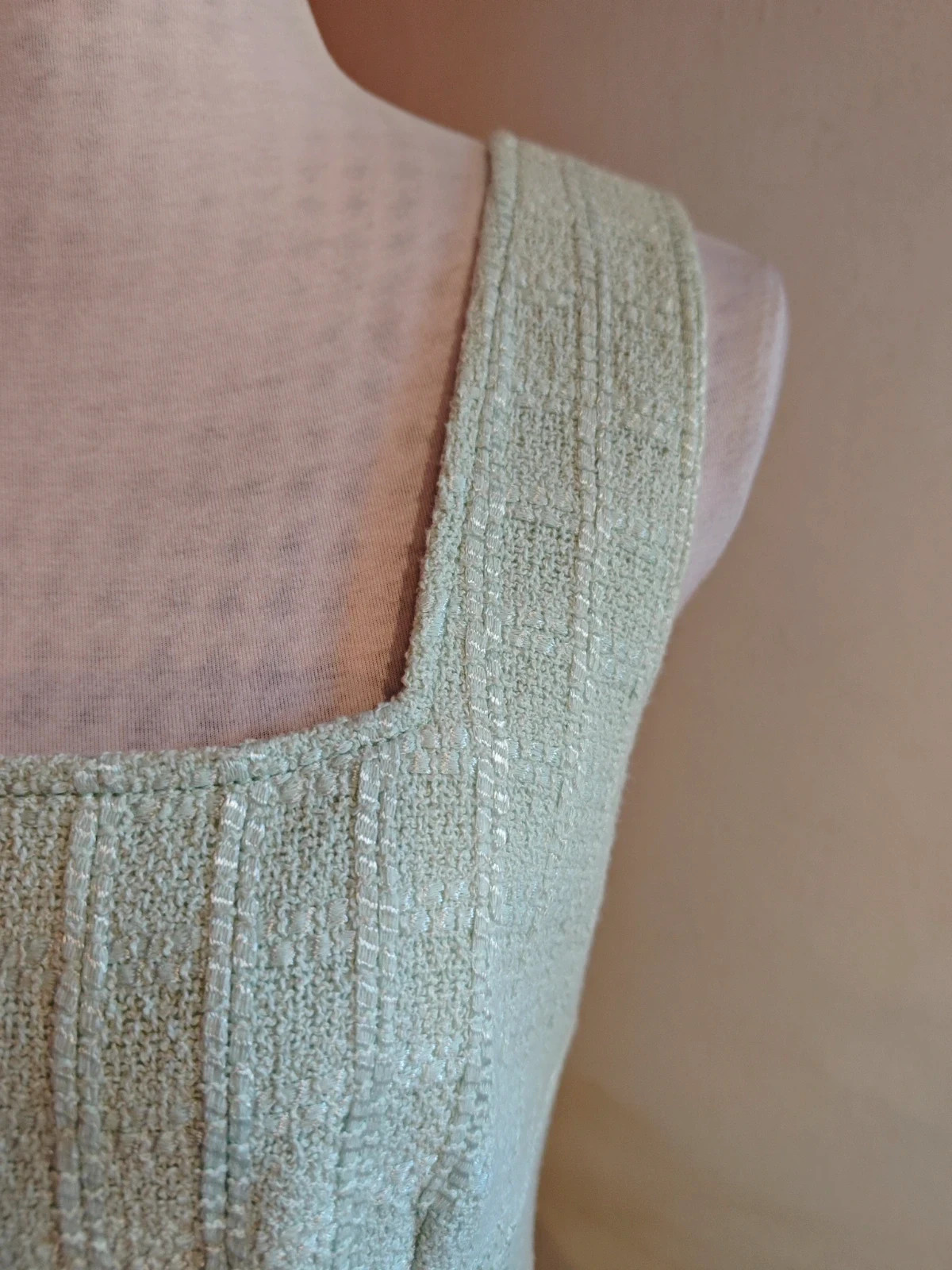 🌺 Elegante vestido de tweed y guipur verde clarito, de Felipe Varela – Felipe Varela – taille XL / 42 / 14 5