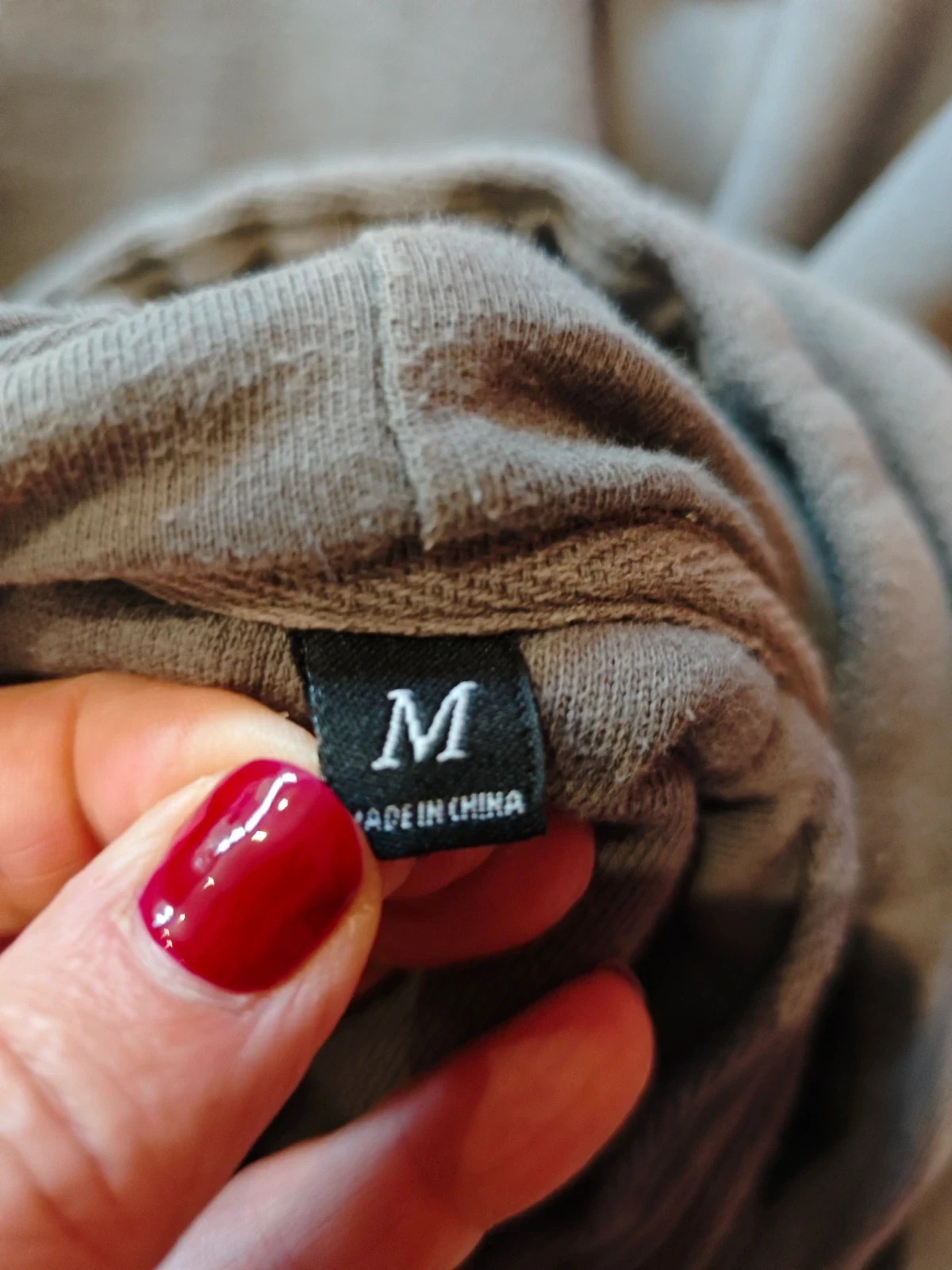 🌺 Sudadera gris con logo verde marca Nixon , talla M – Nixon – taille M 4