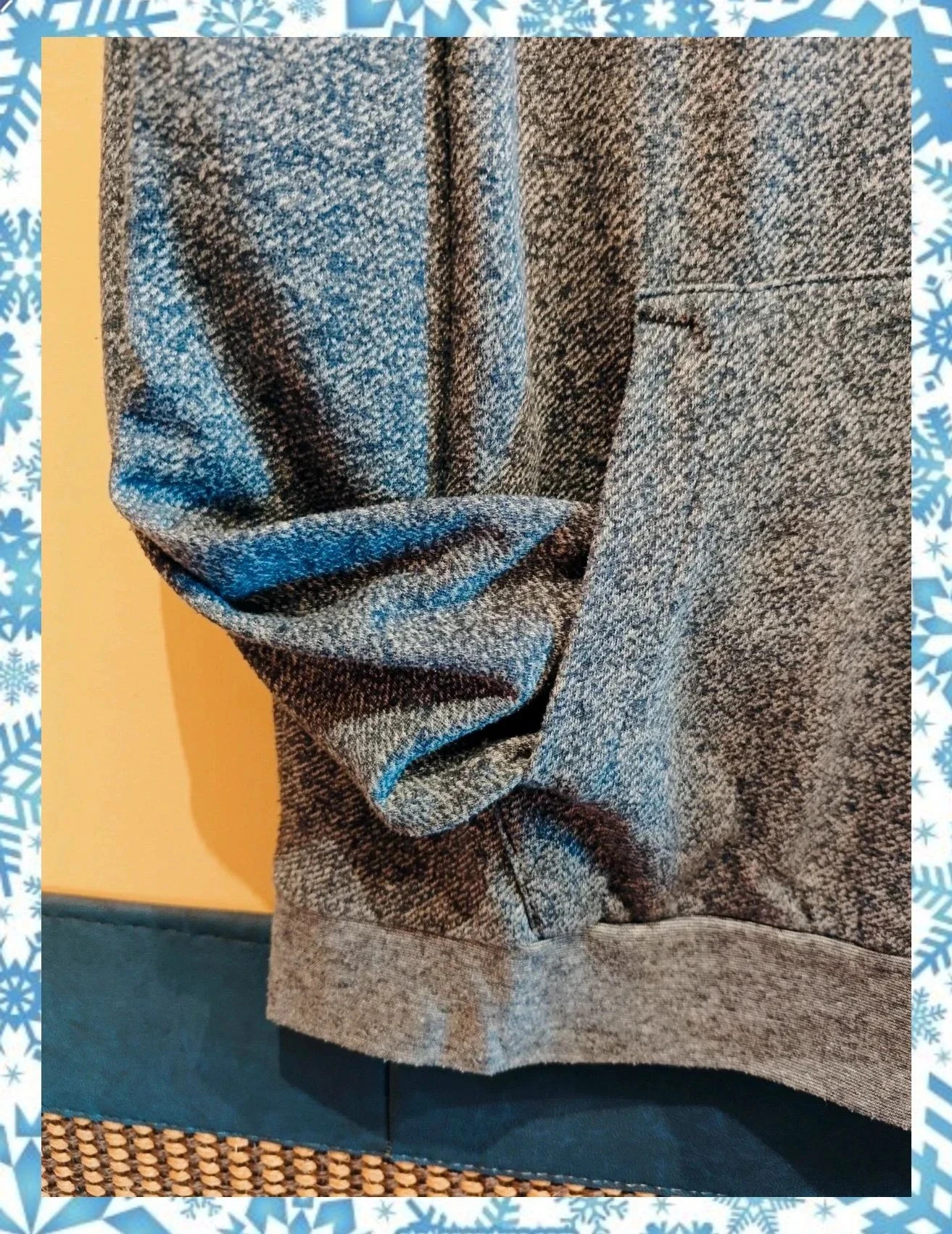 🌺 Sudadera 50% algodón jaspeado azul y blanco con cuello doblado – Divided – taille XXL 5