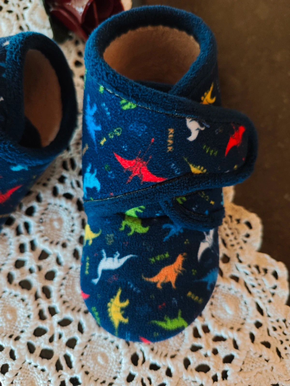 🌺Botitas comodísimas para casa azul marino con dinosaurios con cierre de velcro, número 25 – taille 25 3