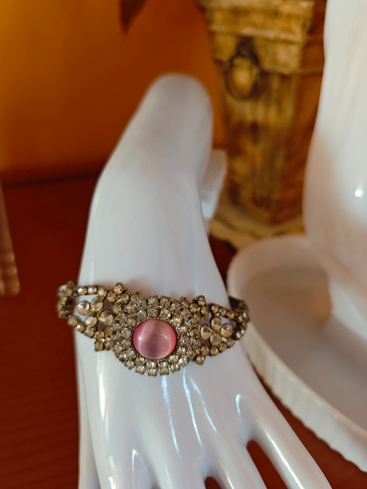 🌺Conjunto de gargantilla y pulsera con cordón rosa y pieza de brillantes – Vintage Chic 4