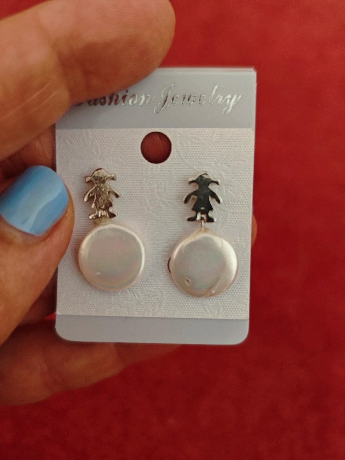 🌺Pendientes con figura de niña plateada con perla plana – Fashion Jewelry 4