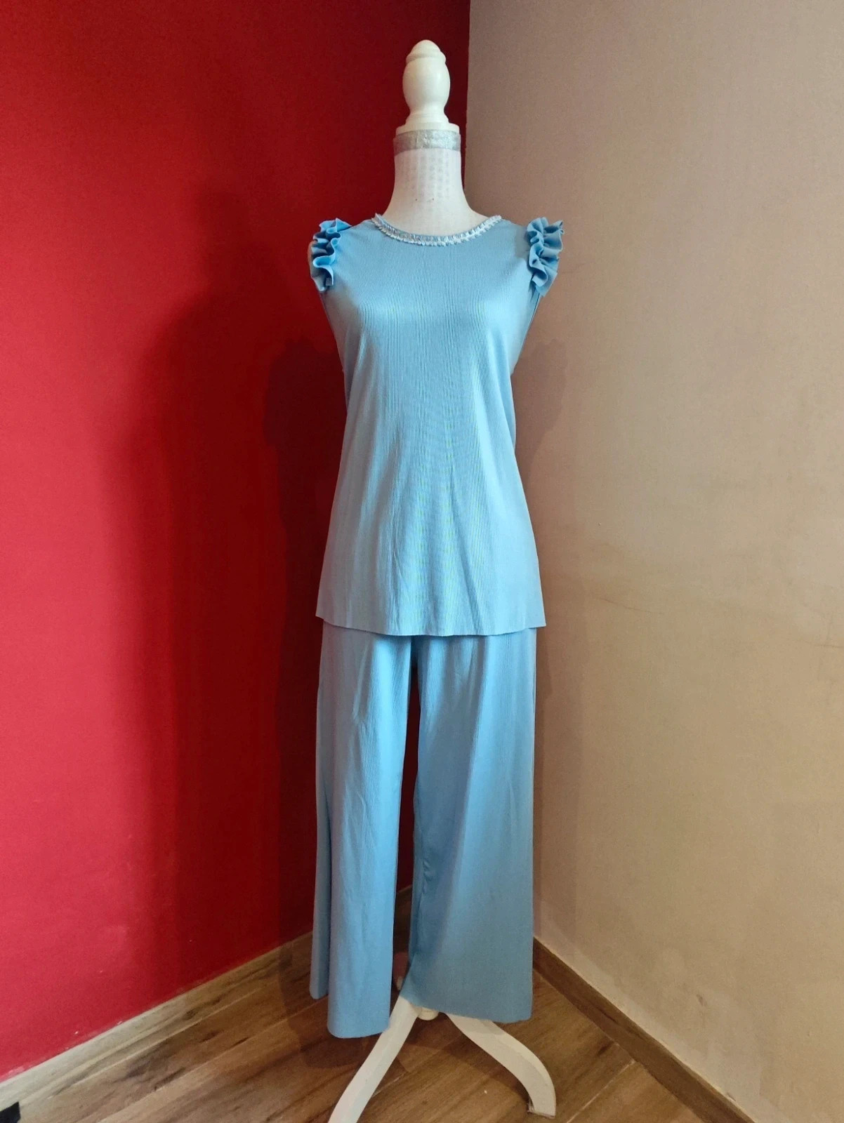 🌺 Conjunto muy especial de top y pantalón de punto fino azul clarito, con un 72% de algodón – Elisa – taille XL / 42 / 14 2