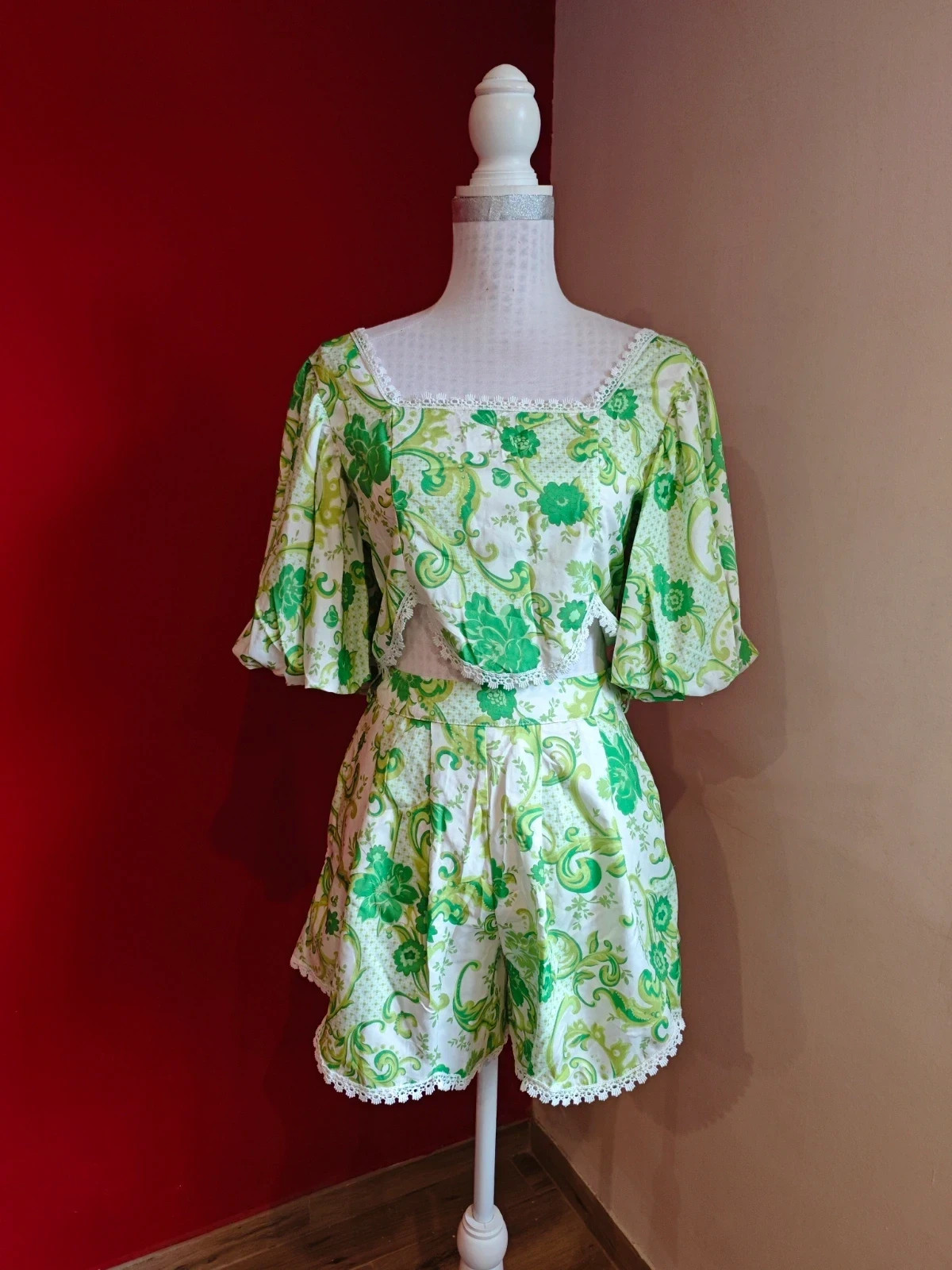 🌺 Original conjunto de crop top y short estampado verde y blanco con crochet en borde, talla M – Flam Mode – taille M / 38 / 10 2