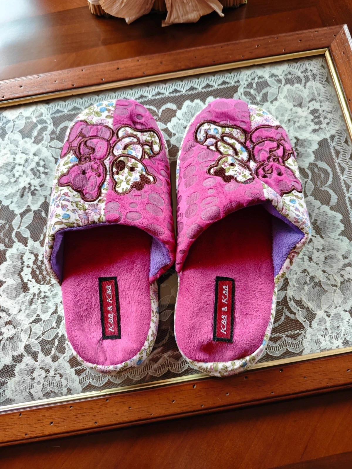 🌺Cómodas zapatillas para casa de tejido polar y tela floreada con ositos cosidos – k88 & k88 – taille 38 2