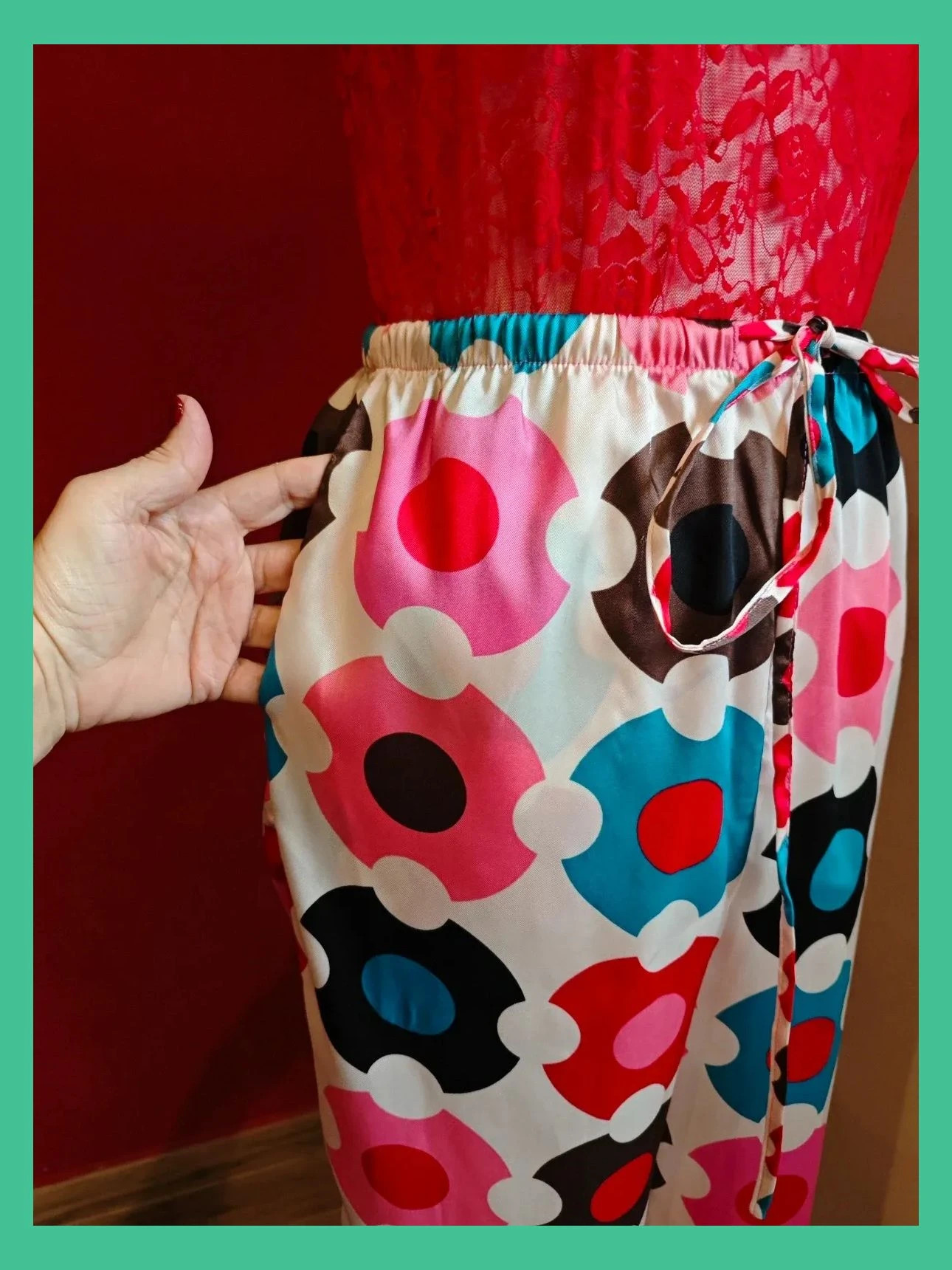 🌺 Bonito pantalón ancho de raso estampado con flores multicolor, talla S – Sfera Collection – taille L / 40 / 12 2