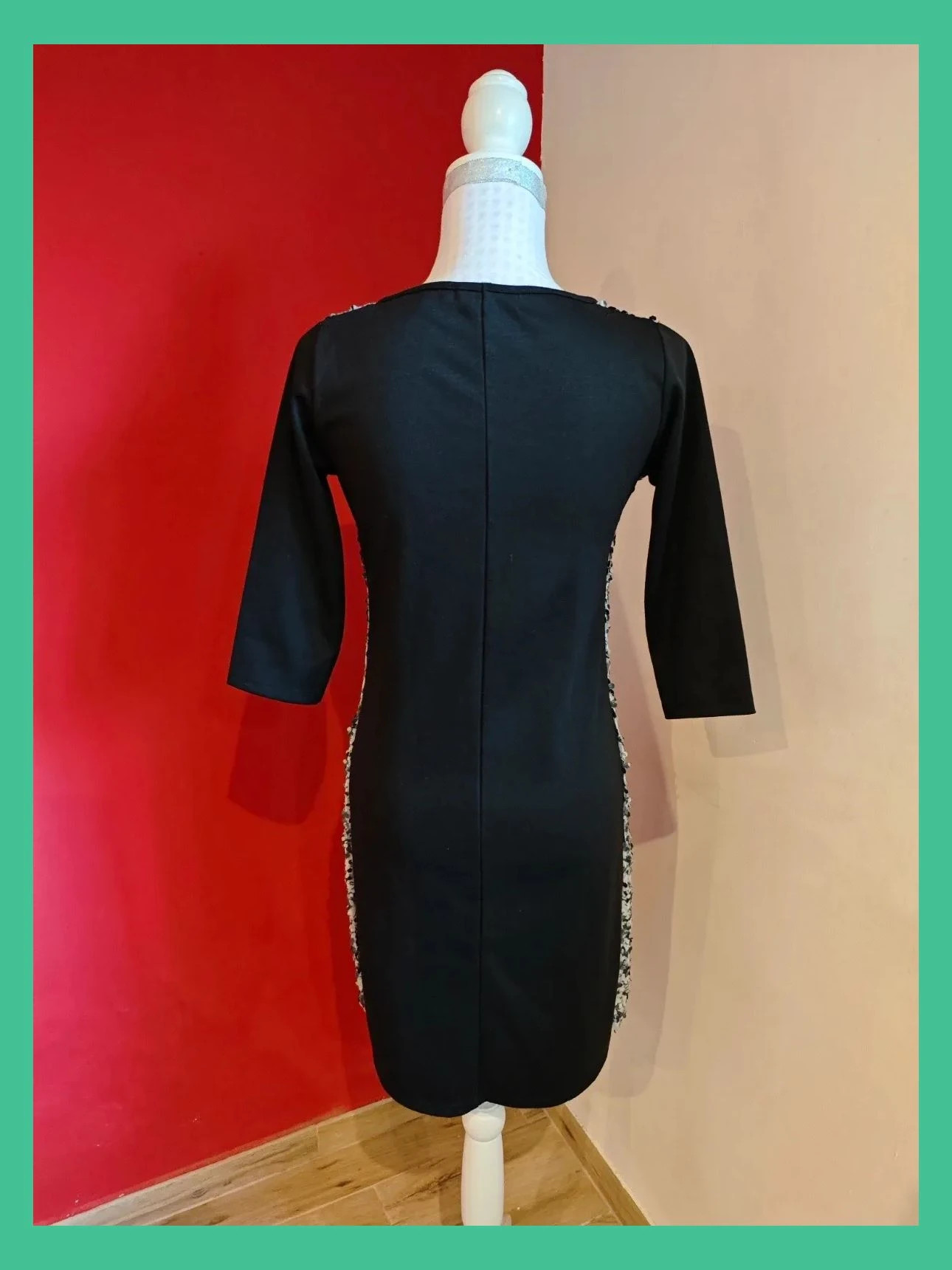 🌺 Vestido color negro con el frente de gasa blanca cubierta de lentejuelas plateadas y blancas – Festa – taille M / 38 / 10 5