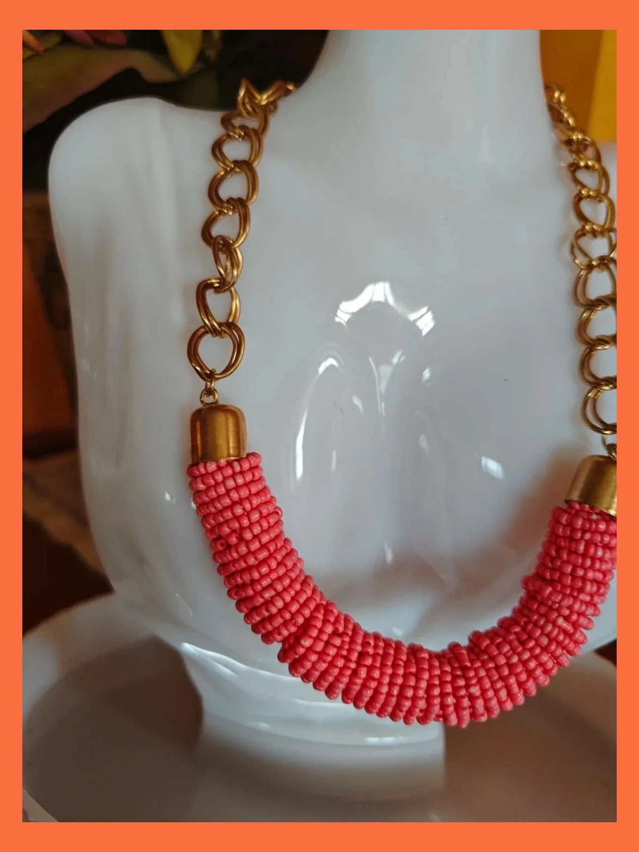 🌺Gargantilla dorada con abalorios tono coral 4