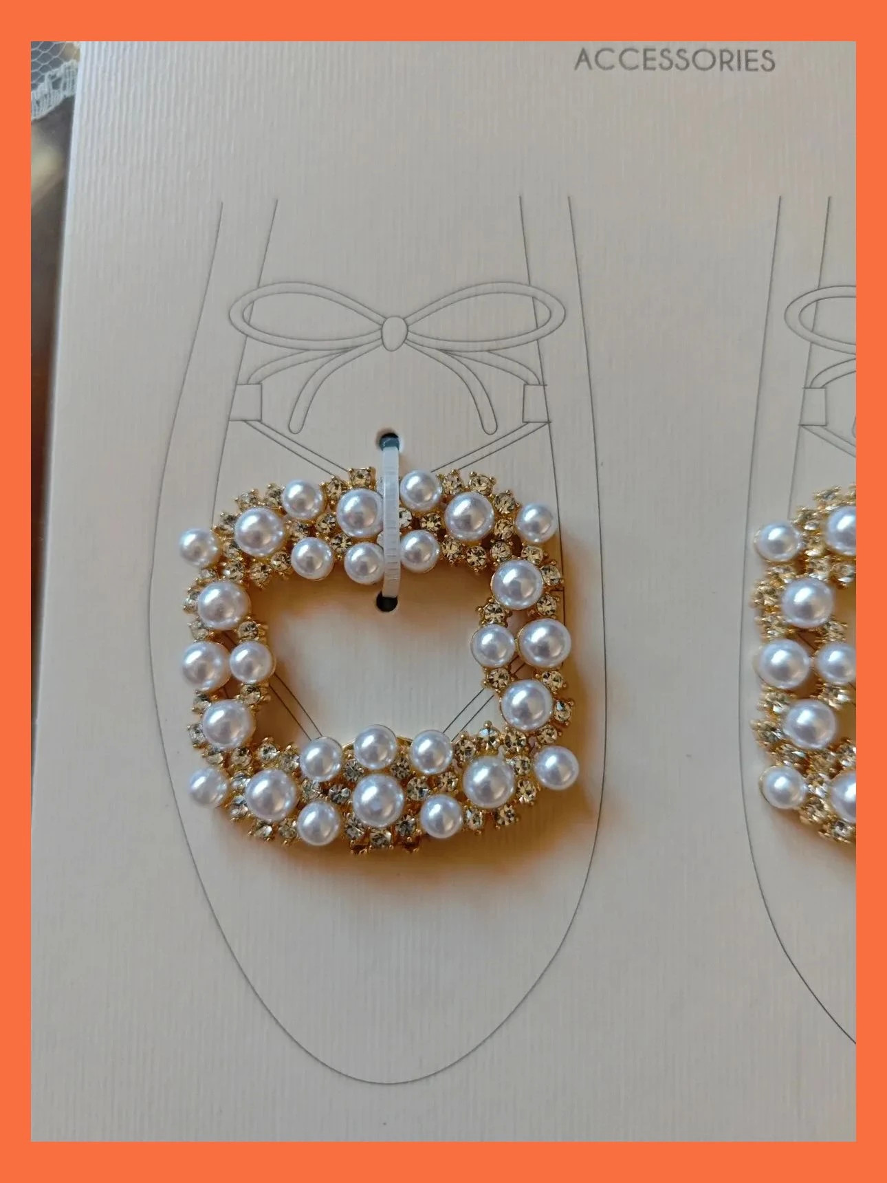 🌺Preciosos broches dorados con perlas y brillantes para zapatos – Sfera 4