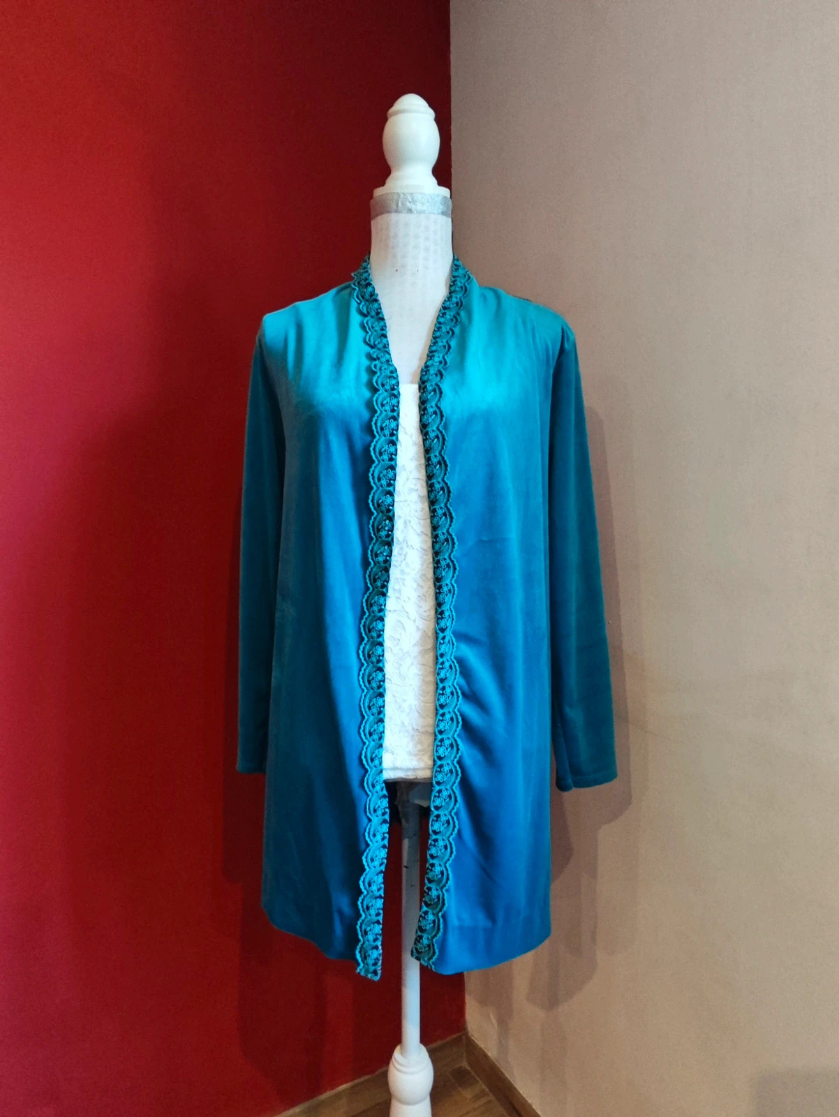 🌺Blazer larga de terciopelo azul turquesa con cinta de pasamanería con flores marrones