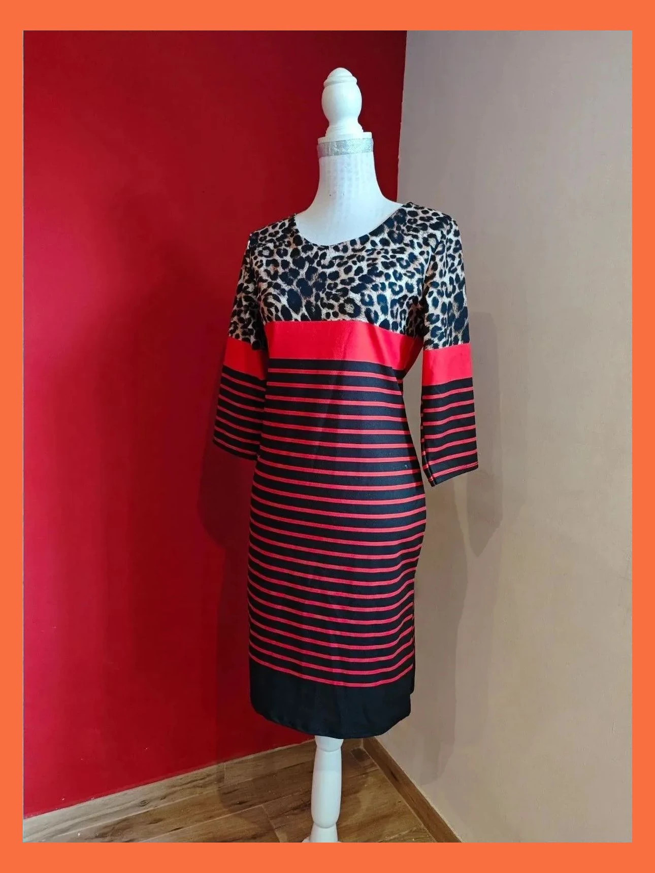 🌺 Vestido entallado con rayas rojo y negro y arriba estampado animal print – MustHaves By Elja – taille XL / 42 / 14 2