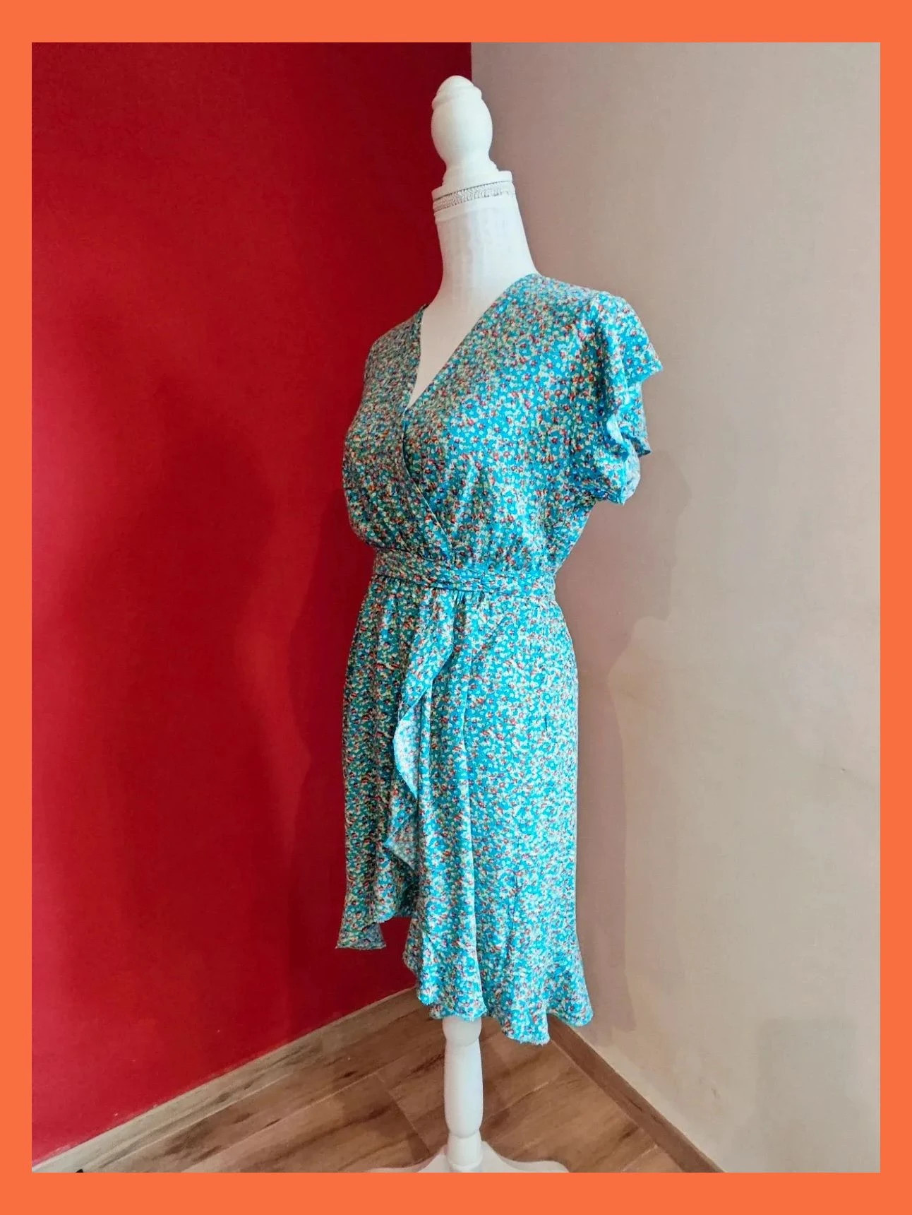 🌺 Vestido ligero azul con florecitas cruzado delante con lazo alrededor de la cintura – M-Made in Italy – taille L / 40 / 12 2