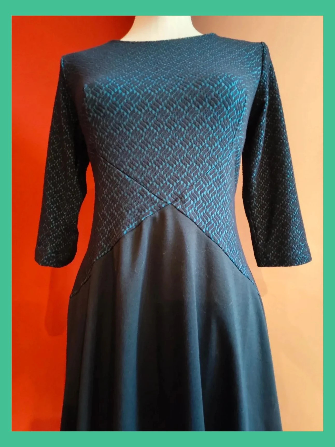 🌺Elegante vestido de punto negro y en la parte superior con rombos negros y tonos aguamarina – Sweet Miss – taille M / 38 / 10 5