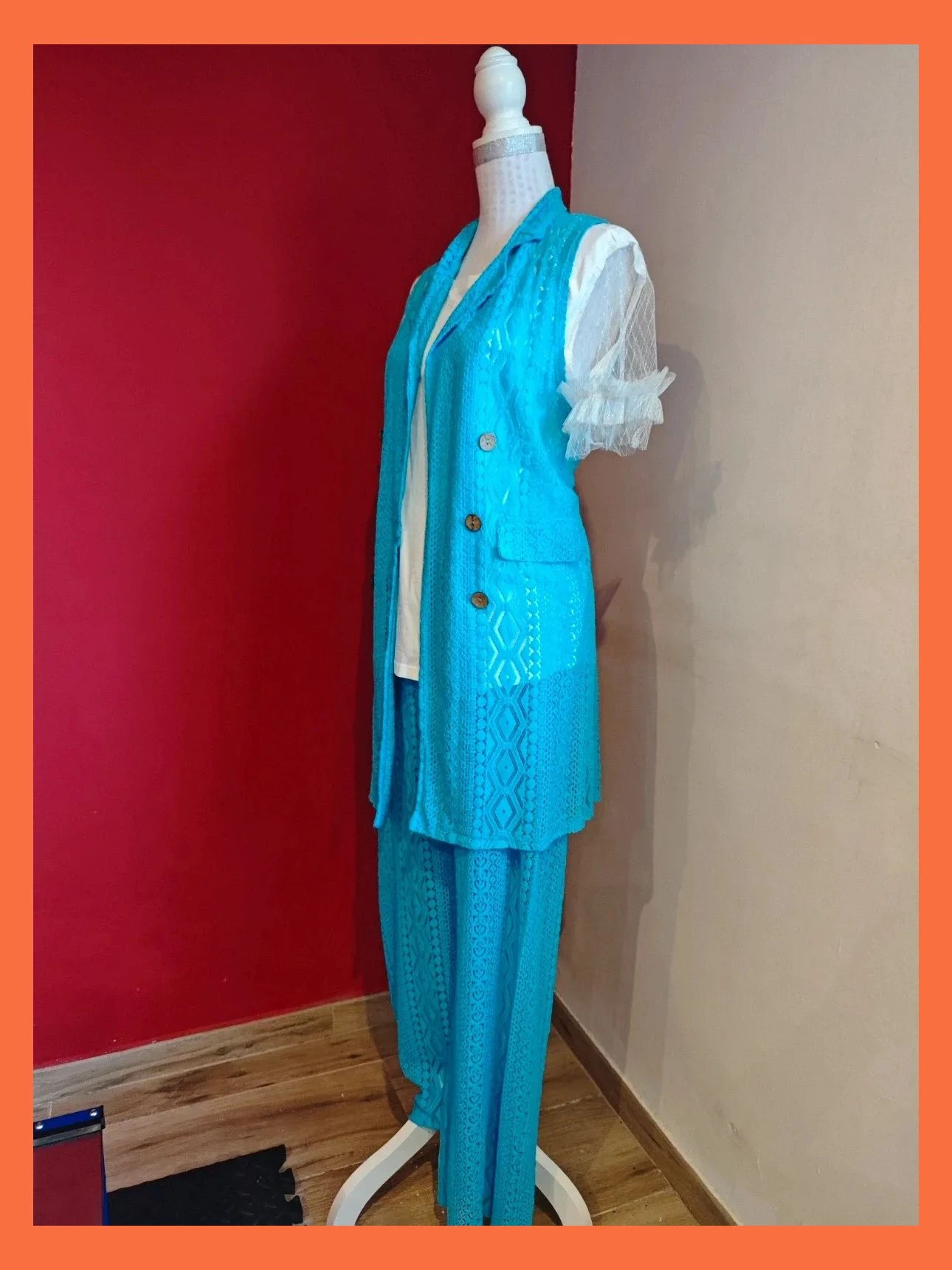 🌺Conjunto 3 piezas blazer larga sin mangas y pantalón blonda azul turquesa y camiseta blanca – Variadas. – taille L / 40 / 12 2