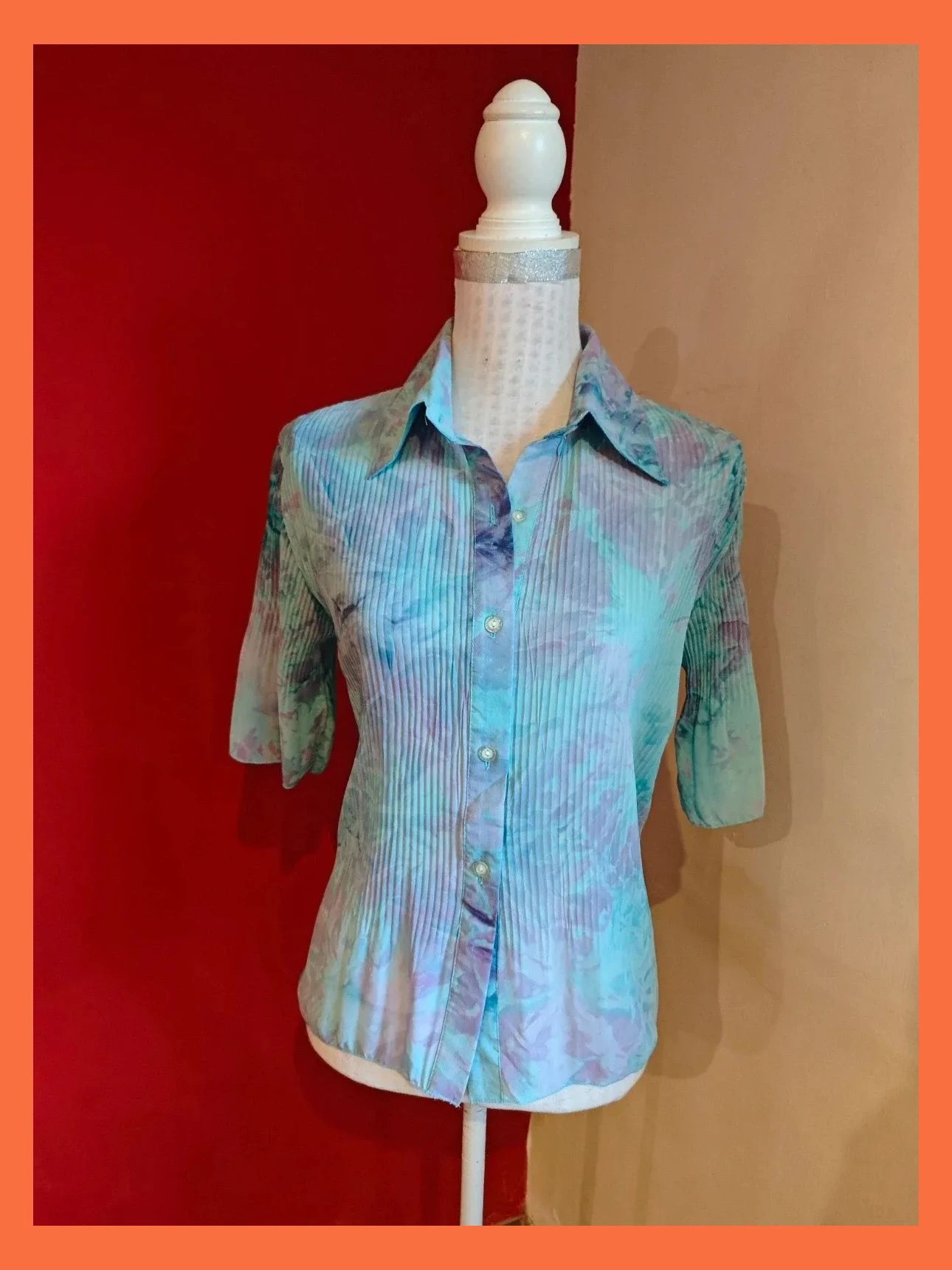 🌺Bonita camisa tela plisadita en tonos azules y lila, talla L
