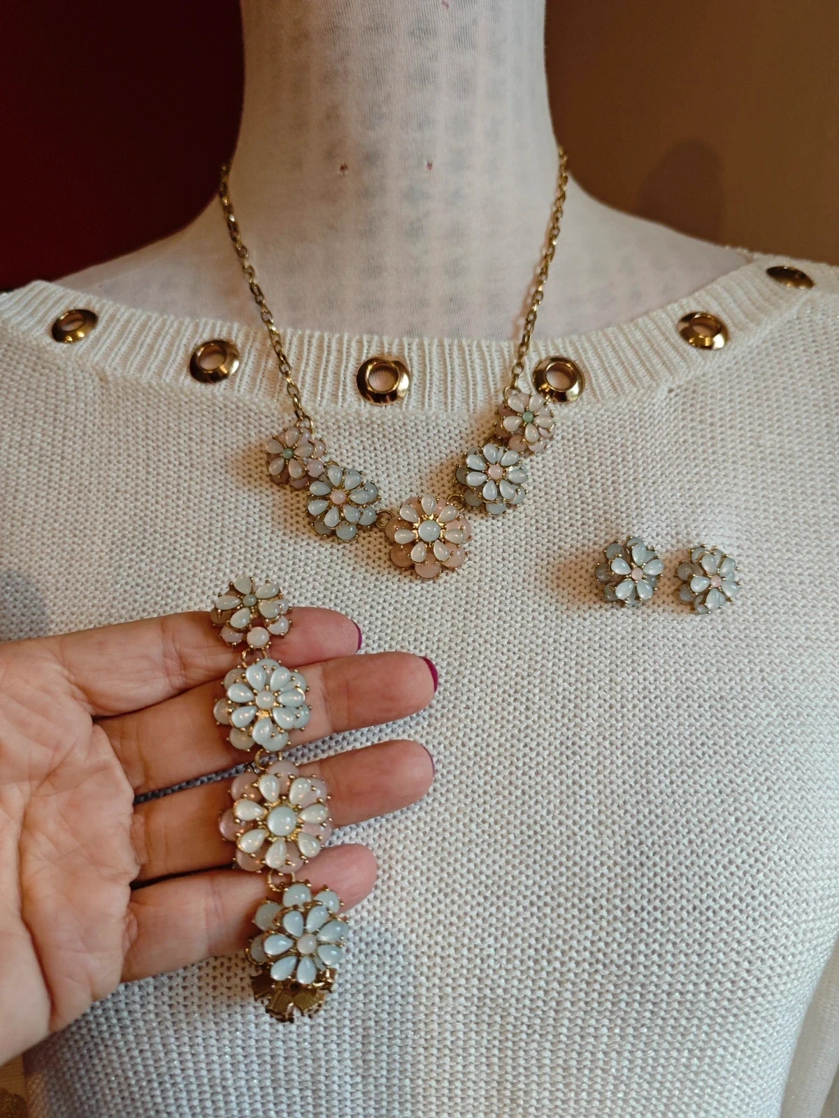 🌺 Conjunto de gargantilla, pulsera y pendientes con abalorios rosa y azul – Bijou Brigitte 5
