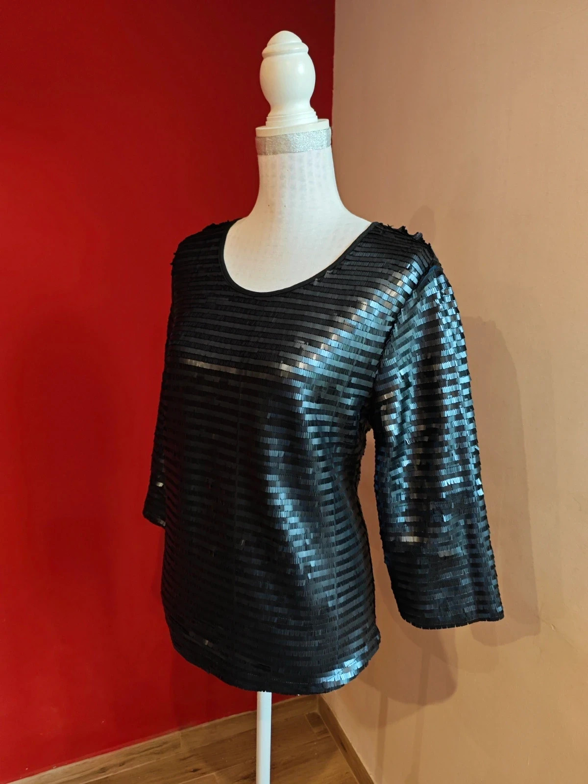 🌺Blusa de gasa color navy, prácticamente negro, cubierta de pailettes, talla XL – Amenapih – taille XL / 42 / 14 2