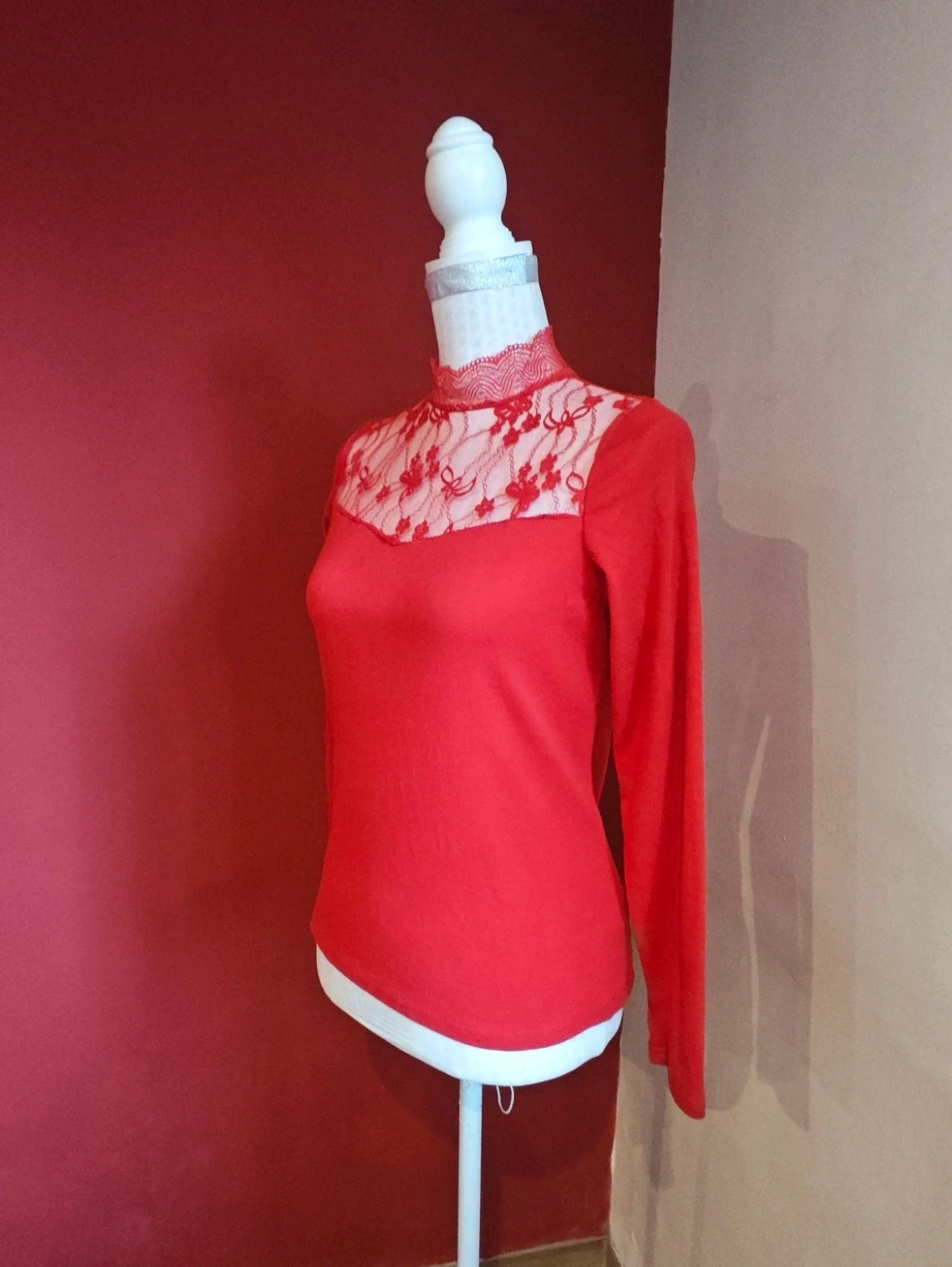 🌺Camiseta de algodón rojo con encaje en la parte de arriba – Vincenove – taille M / 38 / 10 2
