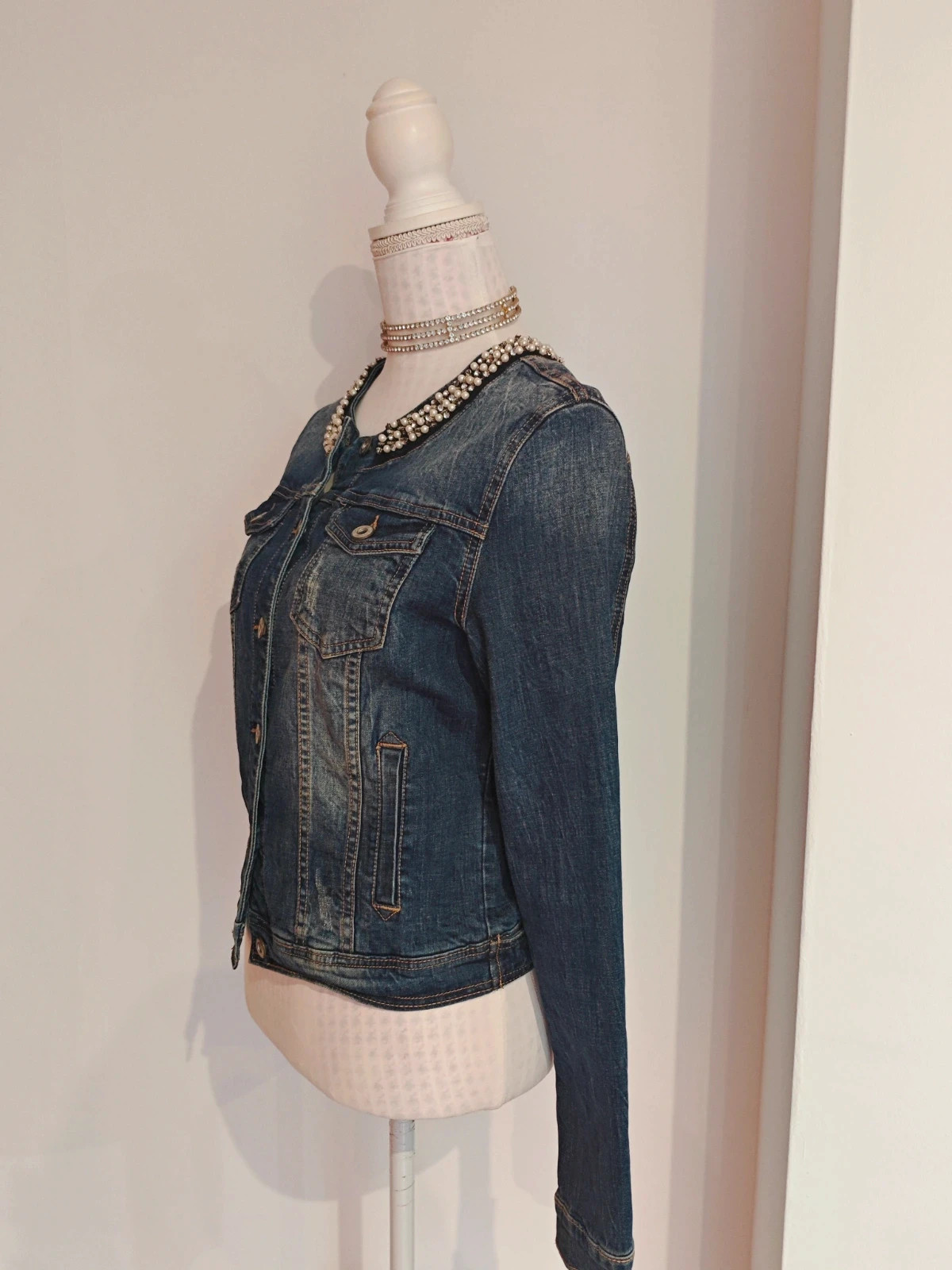 🌺 Chaqueta corta vaquera super chula con cuello de perlas y brillantes – Water Jeans – taille XL / 42 / 14 3
