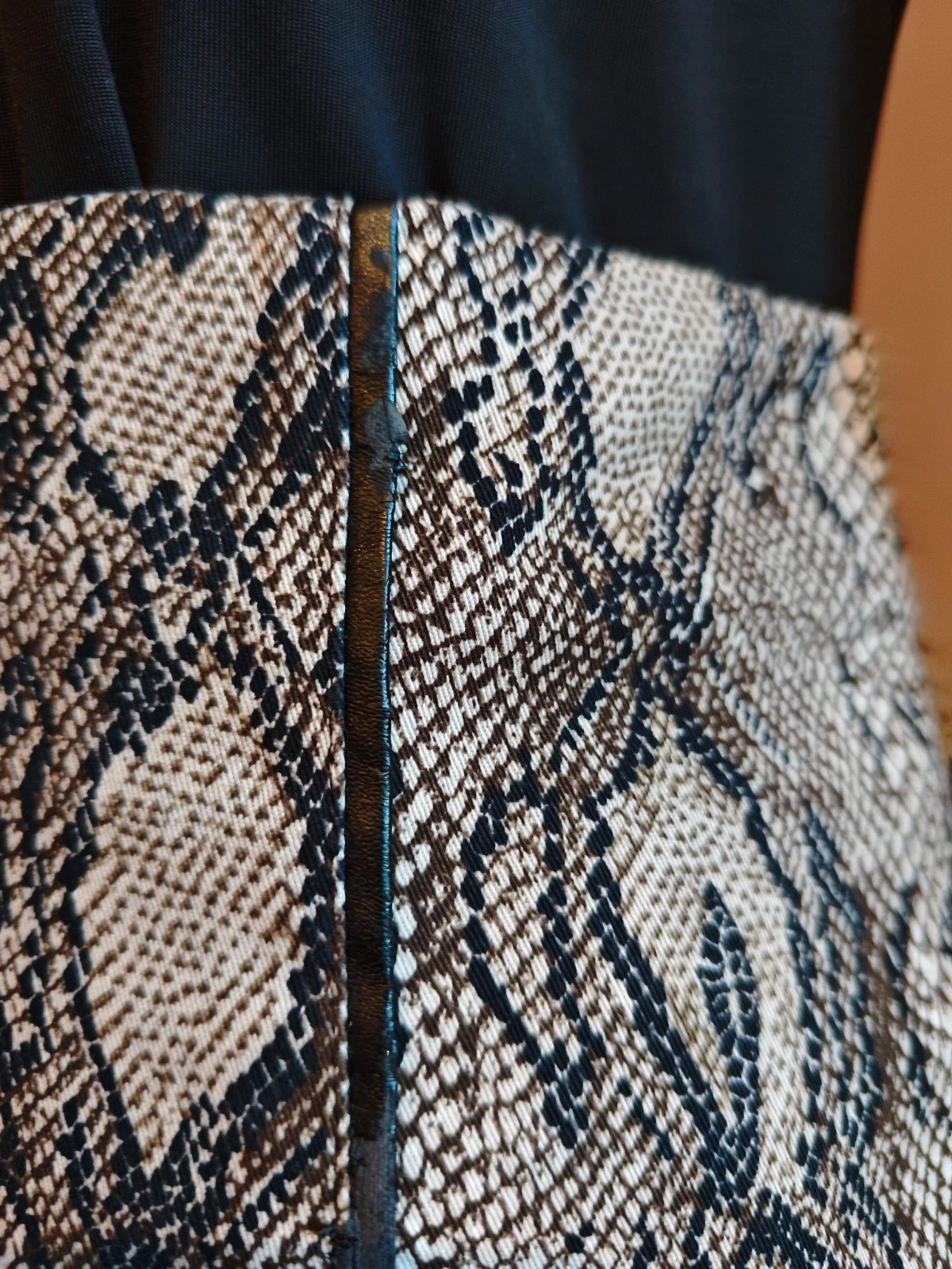 🌺 Elegante falda de algodón estampado animal print tonos negro y beige, talla M – Festa – taille M / 38 / 10 5
