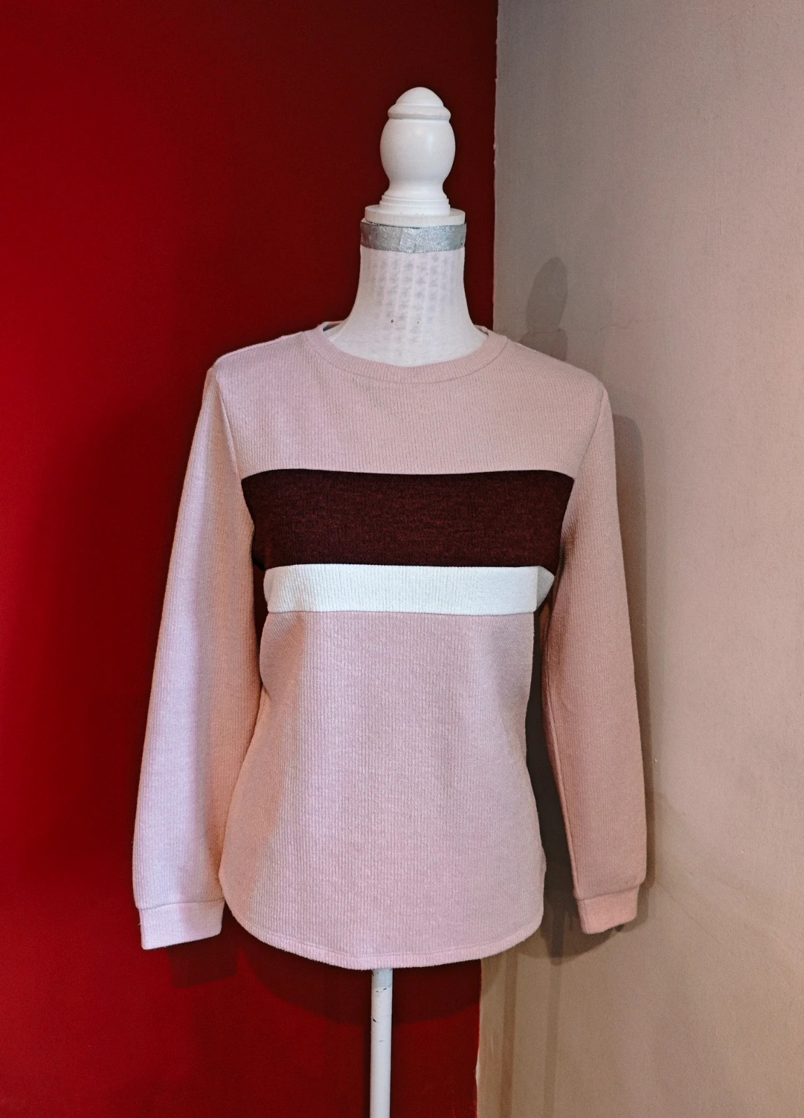 🌺Estilosa sudadera rosa con franja granate y crema delante – C&A – taille L / 40 / 12 2
