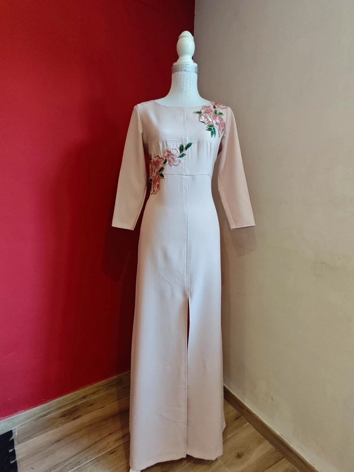🌺Vestido largo para eventos super elegante, color rosa con aplicaciones bordadas – Munmo – taille XL / 42 / 14 2