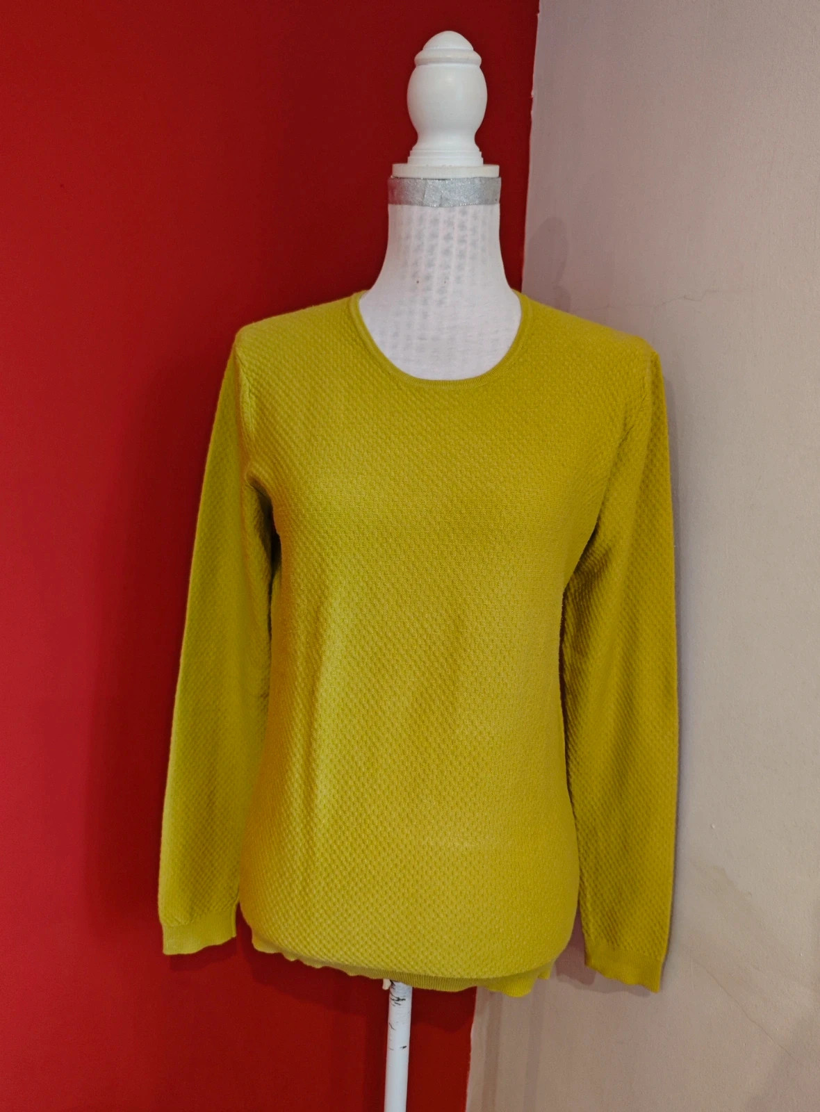 🌺 Jersey amarillo de punto con círculos en relieve – Mango – taille L / 40 / 12 2