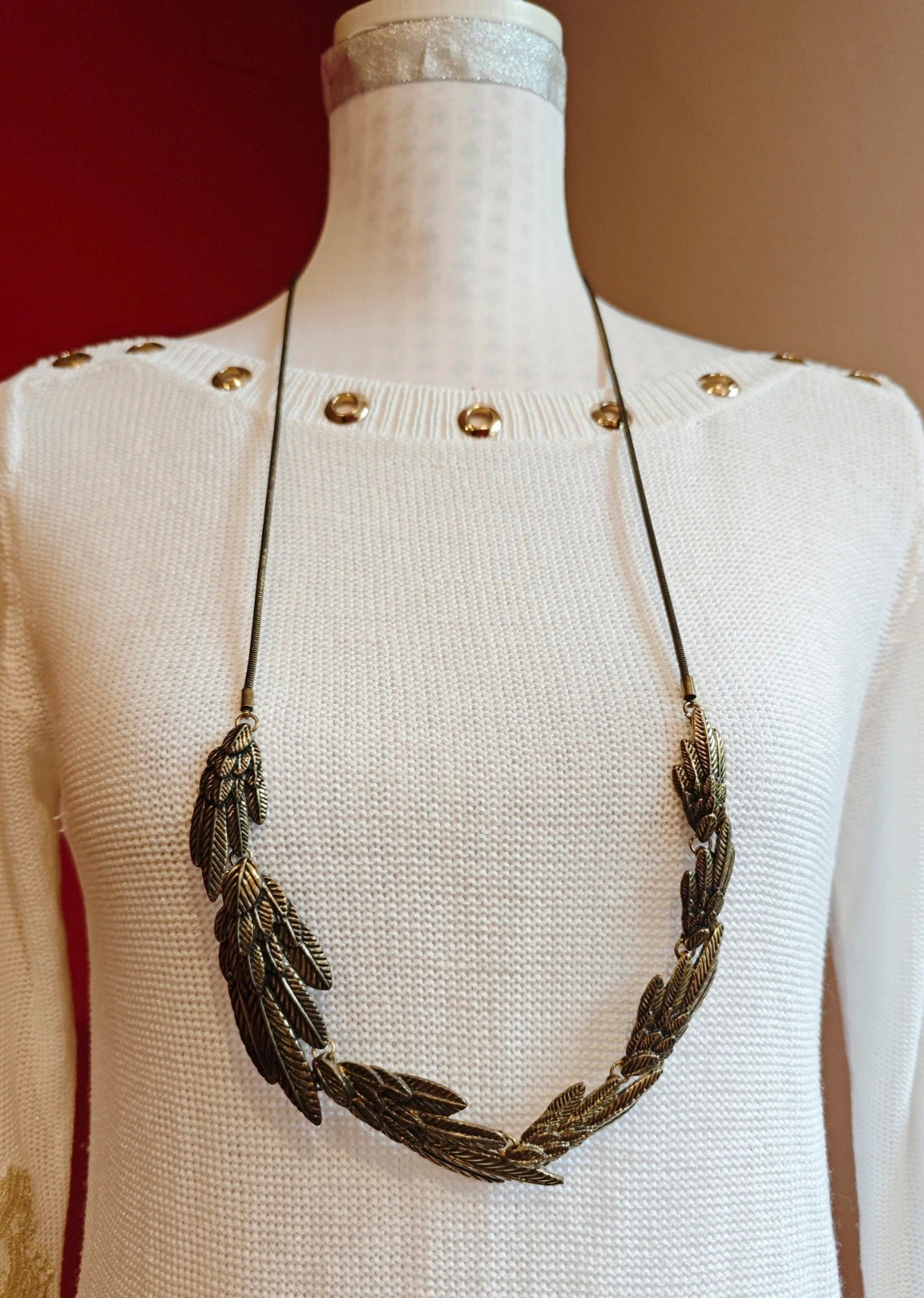 🌺Collar vintage super especial largo dorado envejecido con hojas grabadas – Vintage Dressing 2