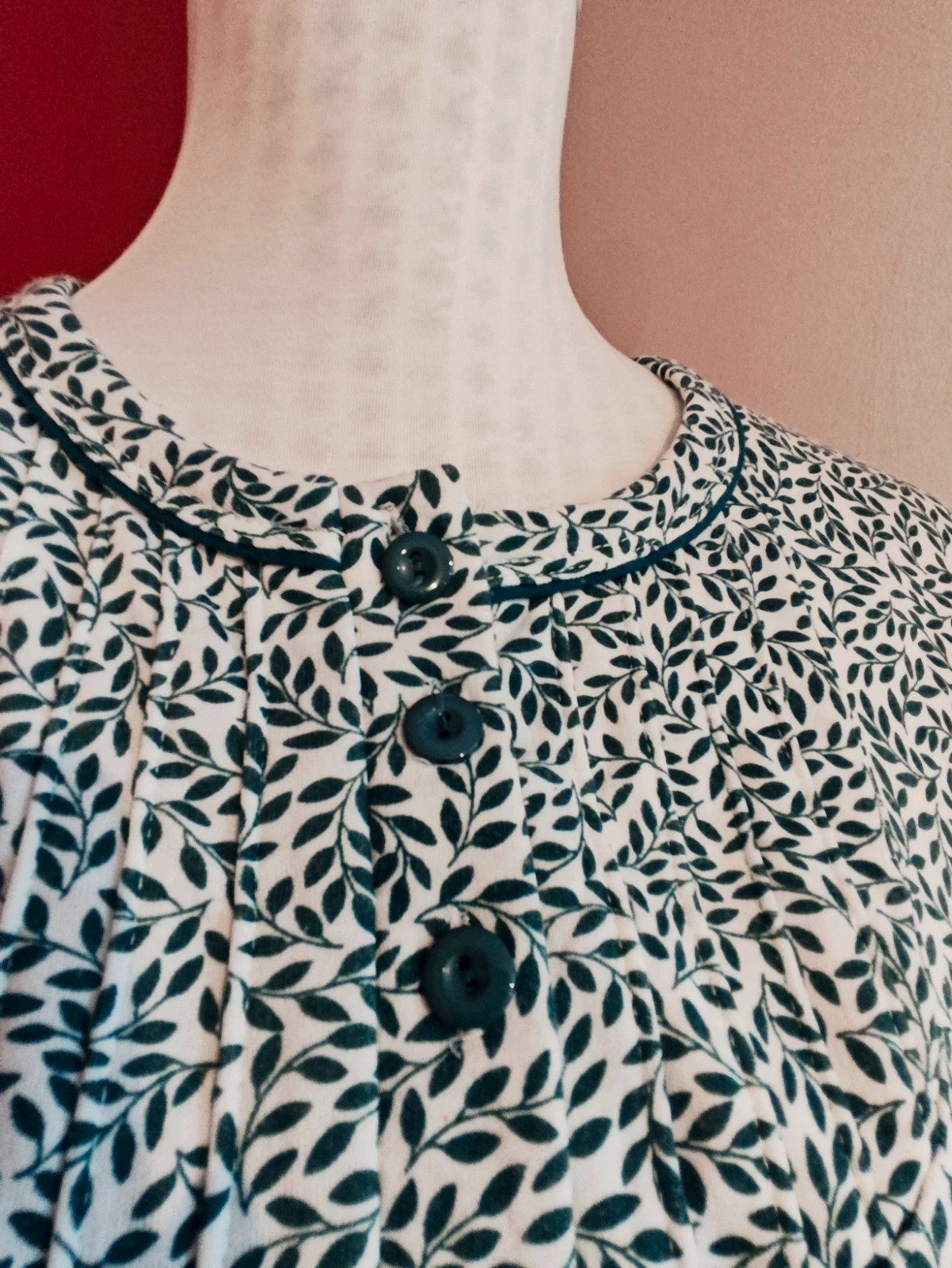 🌺Pijama de algodón 85% verde y blanco con estampado de hojas en la camiseta – Sweet Secret – taille XXL / 44 / 16 4
