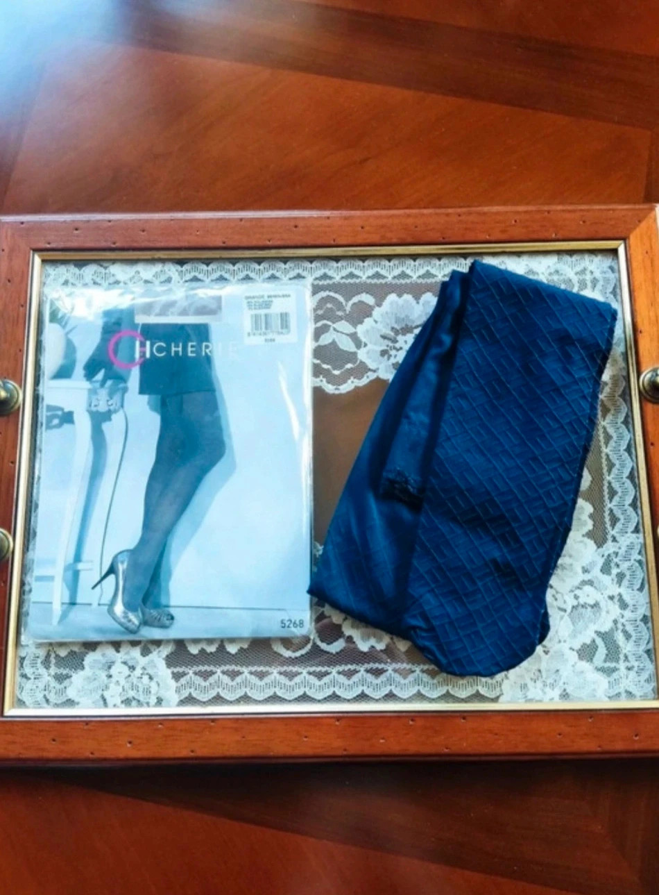 🌺Pantys de fantasía tono berenjena con rombos
