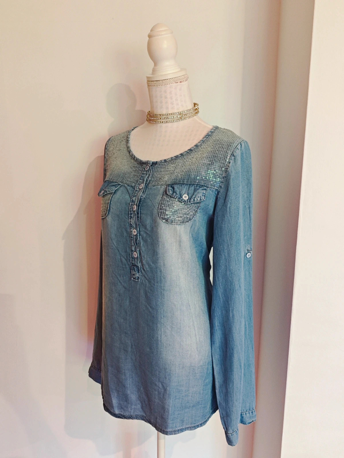 🌺Camisa vaquera de tela fina con lentejuelas – taille XXL / 44 / 16 2
