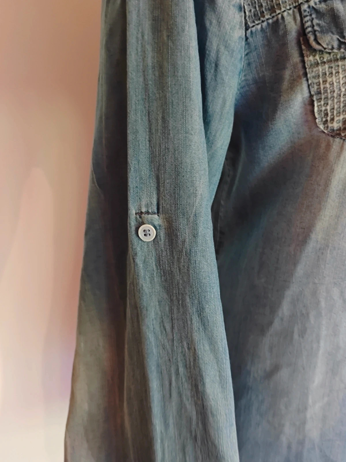 🌺Camisa vaquera de tela fina con lentejuelas – taille XXL / 44 / 16 5