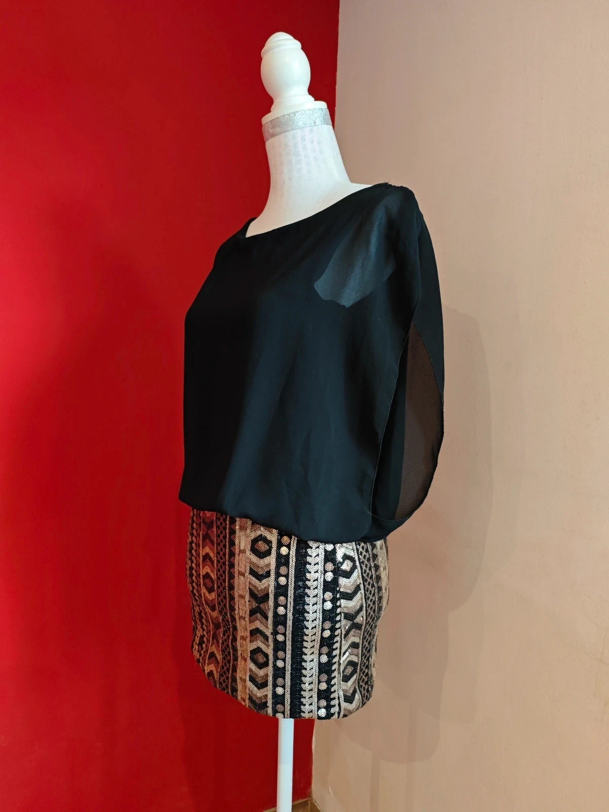 🌺Vestido de gasa negra y falda mini ajustada de lentejuelas – Made In Italy – taille S / 36 / 8 2