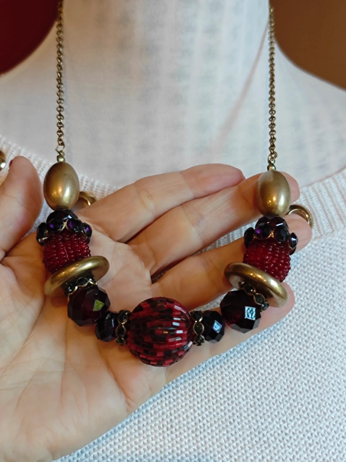 🌺Collar dorado con abalorios granate y brillantes morado – Vintage Chic 2