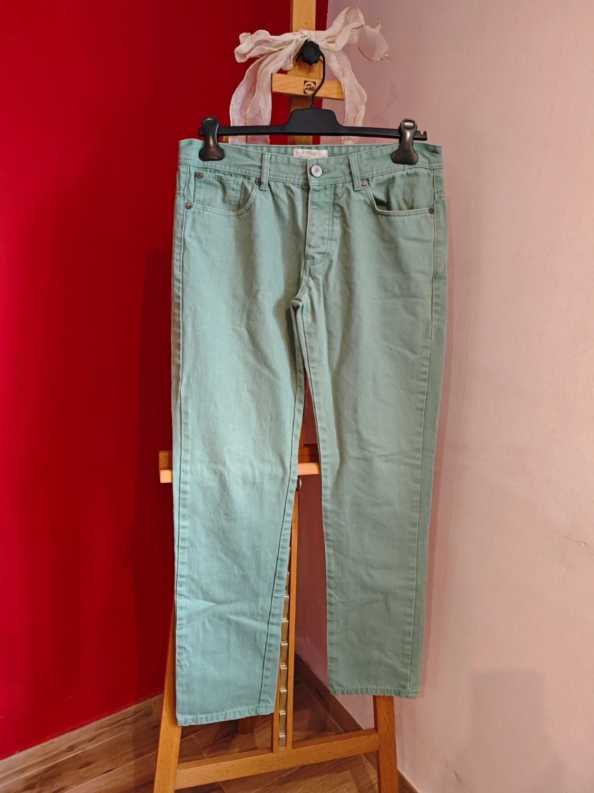 🌺Vaquero de algodón verde claro. Talla 42
