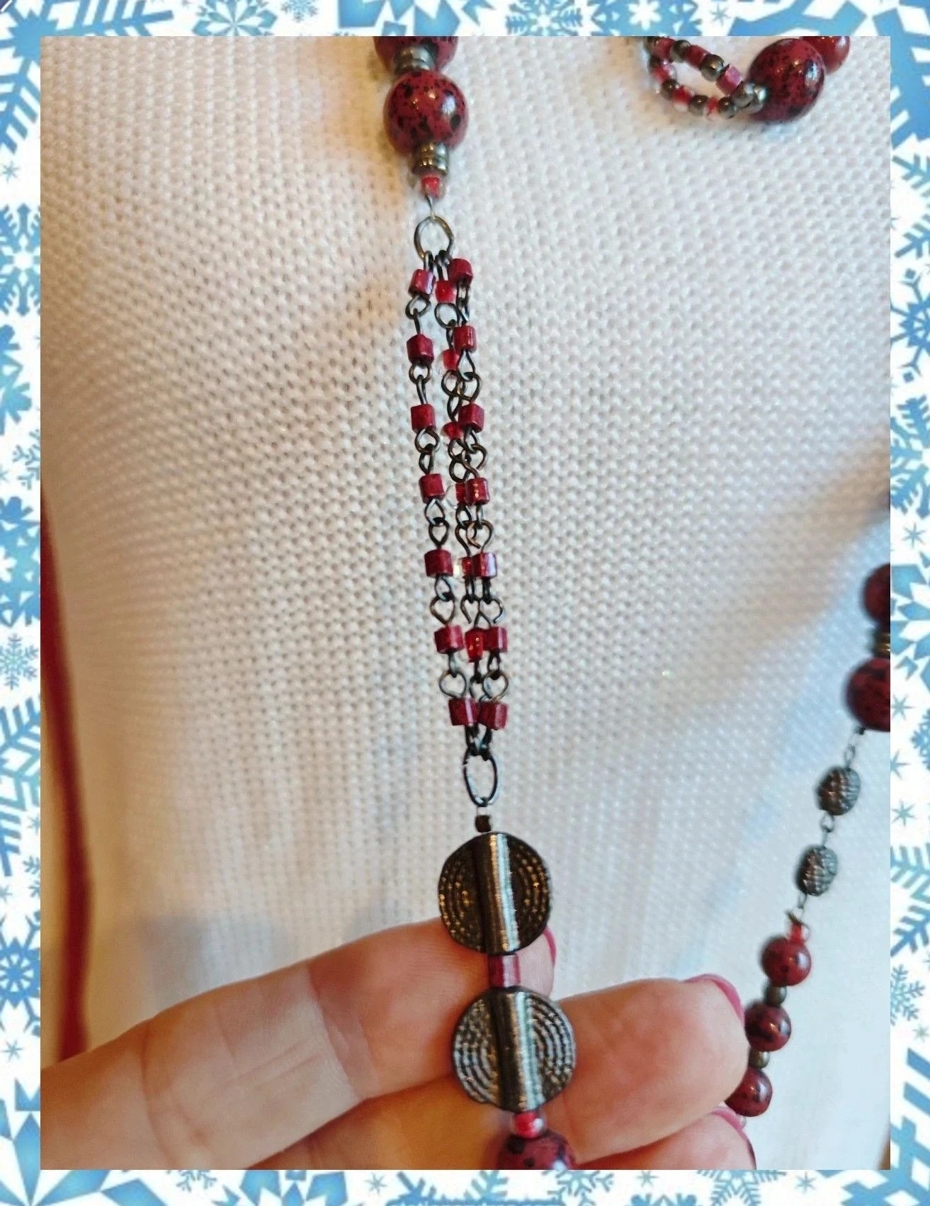 🌺 Bonito conjunto de collar largo y pulsera con diferentes abalorios de cristal rojo y metal – Vintage Chic 4