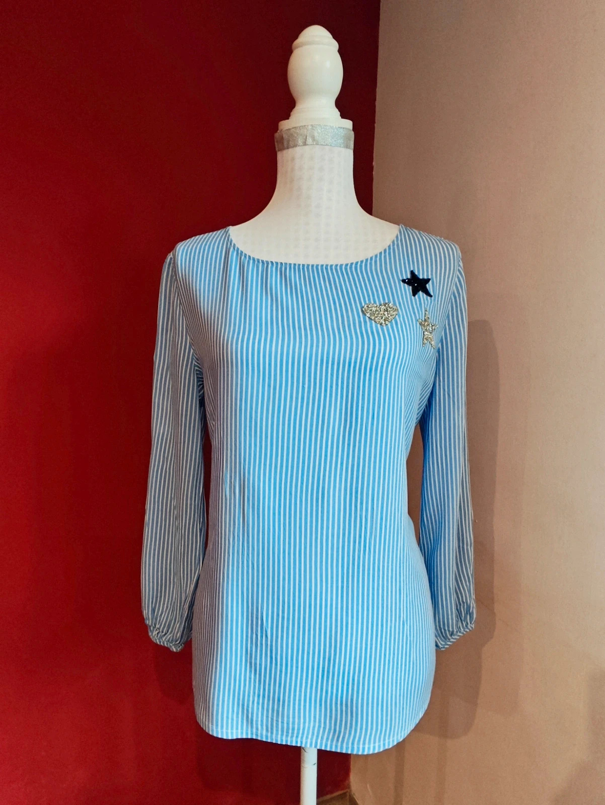 🌺 Blusa de tela fina y suave con rayas azul y blanco, con aplicaciones brillantes – Springfield – taille XL / 42 / 14 2